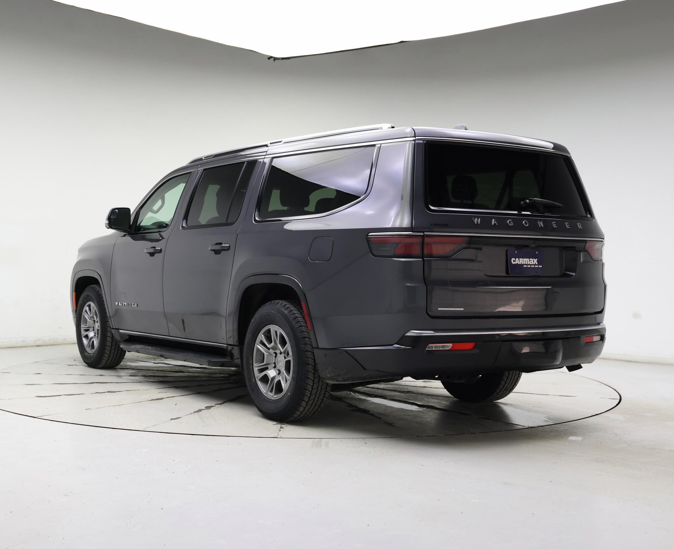 Thumbnail: 2023 Jeep Wagoneer - 2