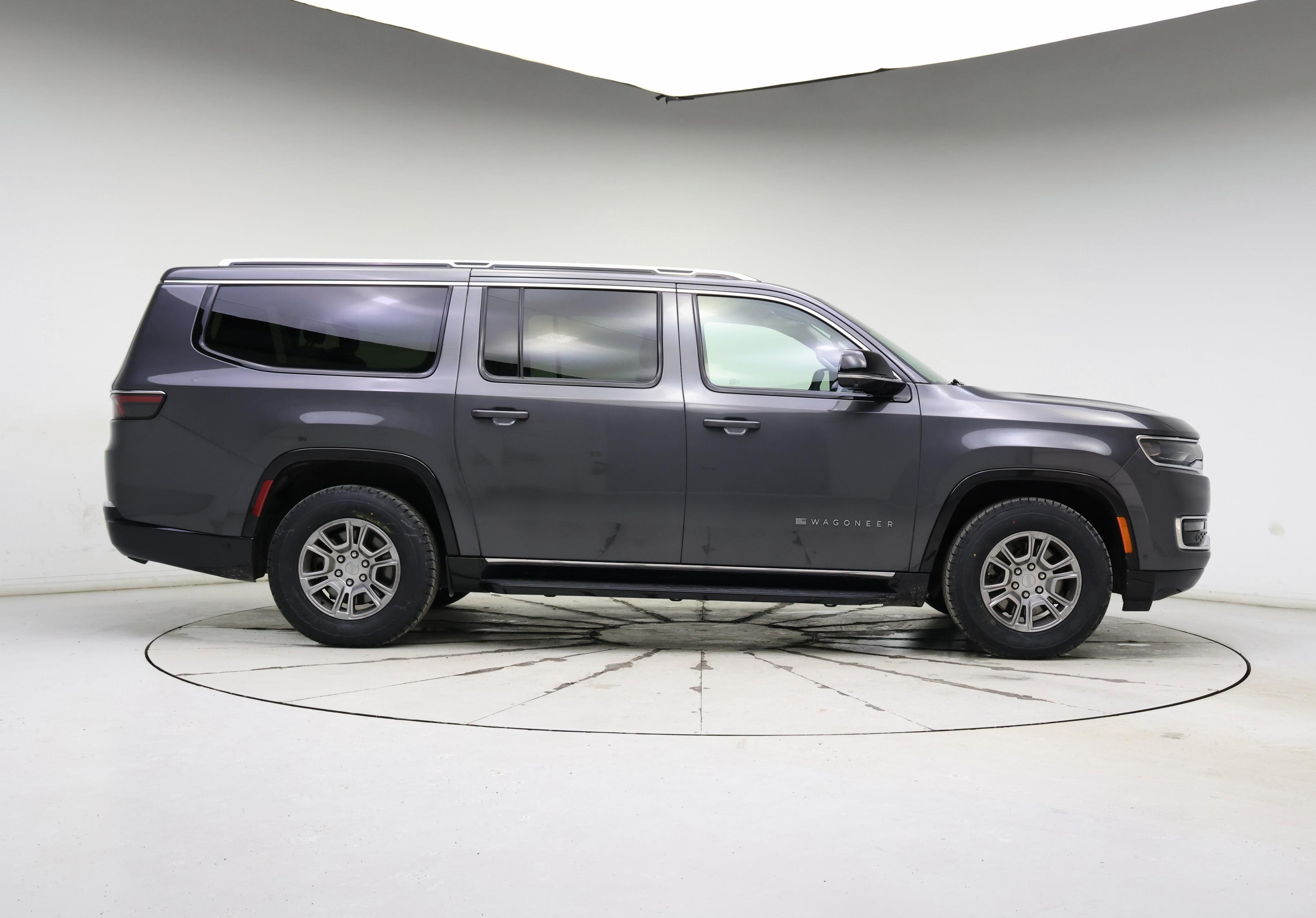 Thumbnail: 2023 Jeep Wagoneer - 7