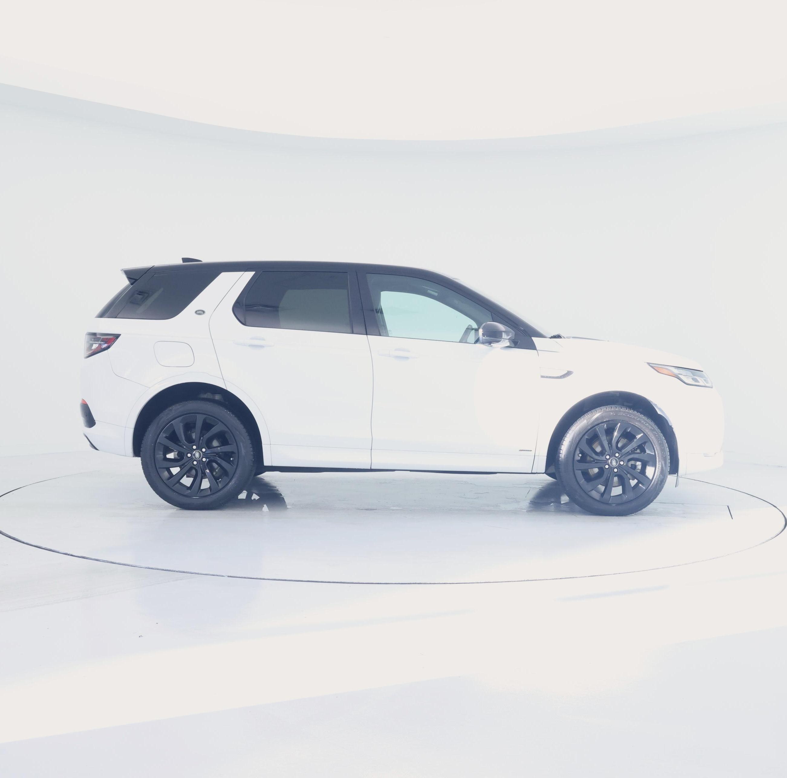 Thumbnail: 2020 Land Rover Discovery Sport - 7