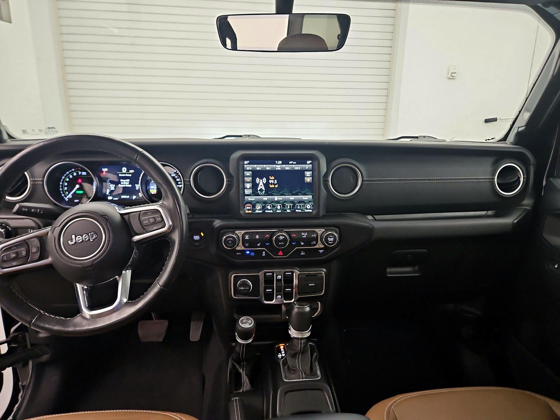 Thumbnail: 2023 Jeep Wrangler - 9