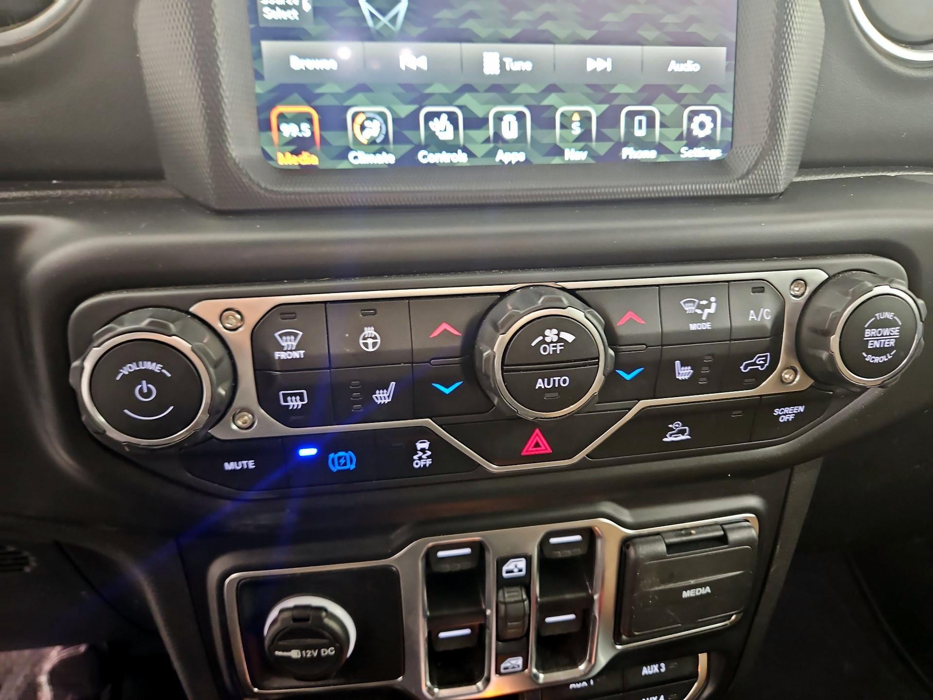 Thumbnail: 2023 Jeep Wrangler - 16