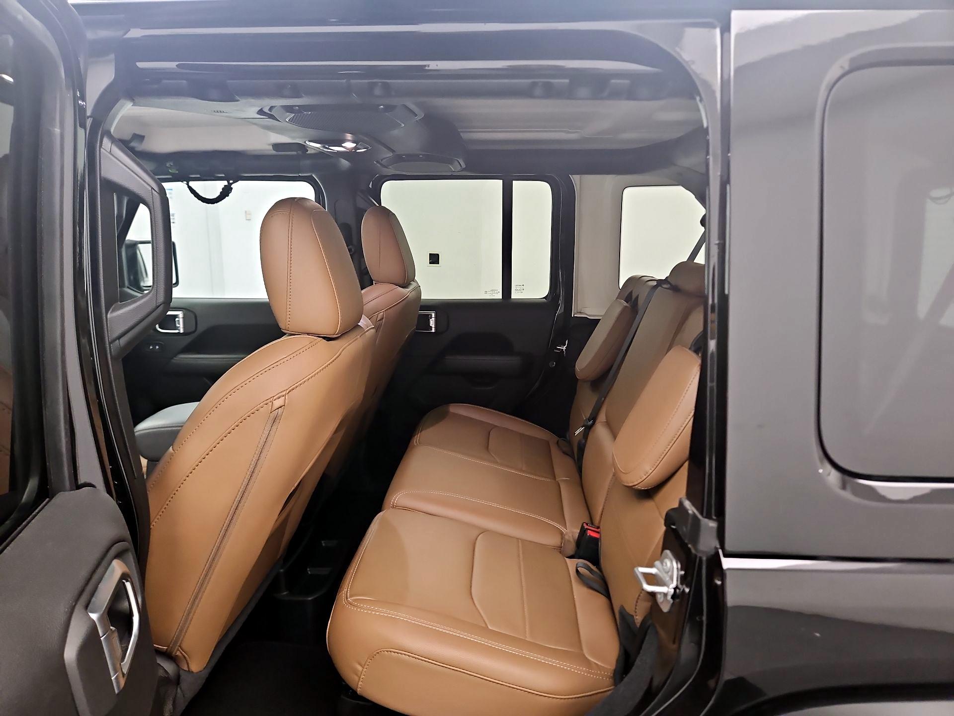 Thumbnail: 2023 Jeep Wrangler - 19