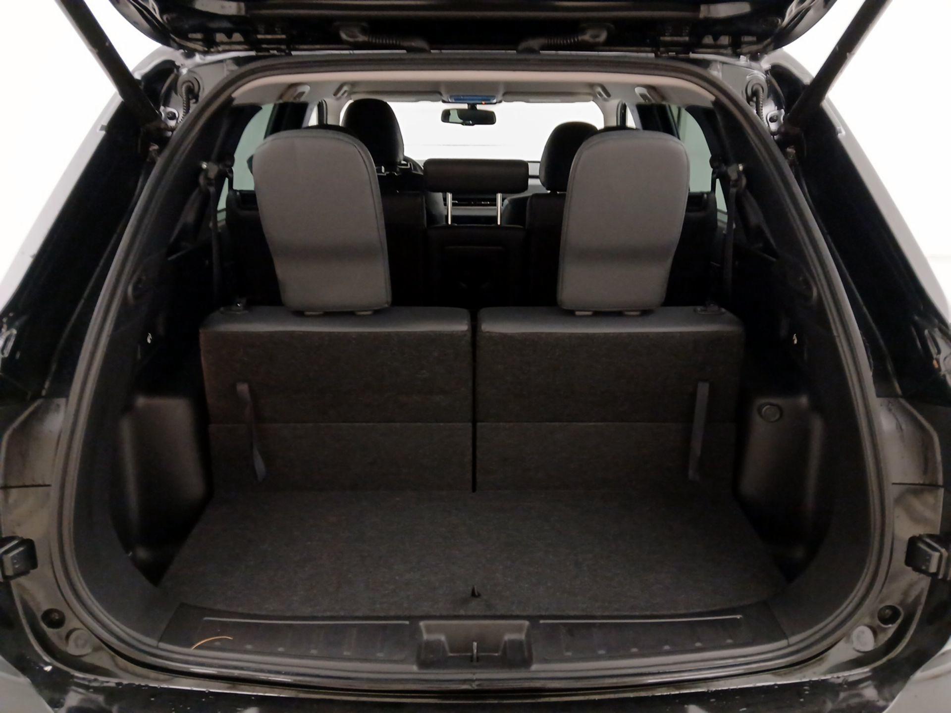 Thumbnail: 2022 Mitsubishi Outlander - 20