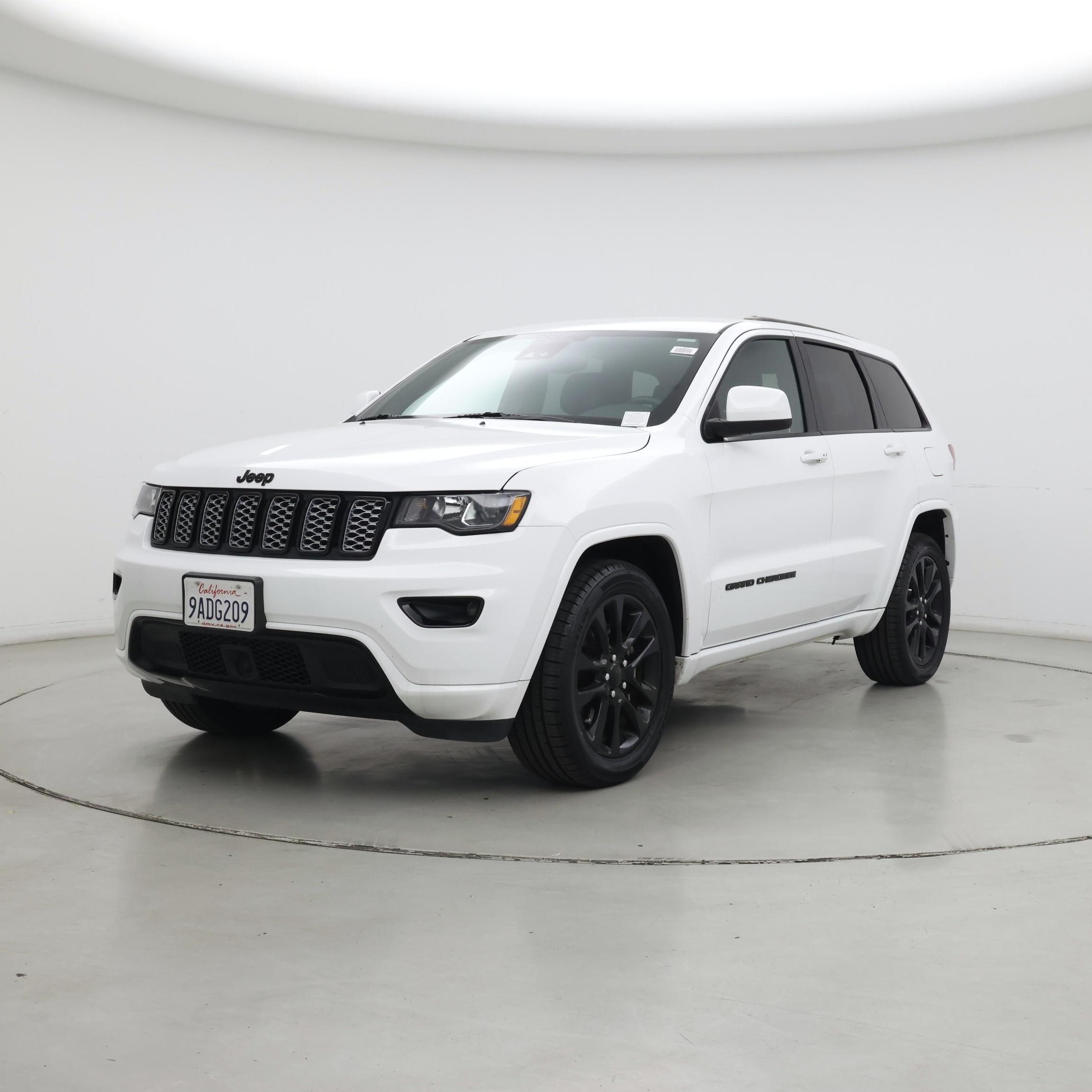Thumbnail: 2021 Jeep Grand Cherokee - 4