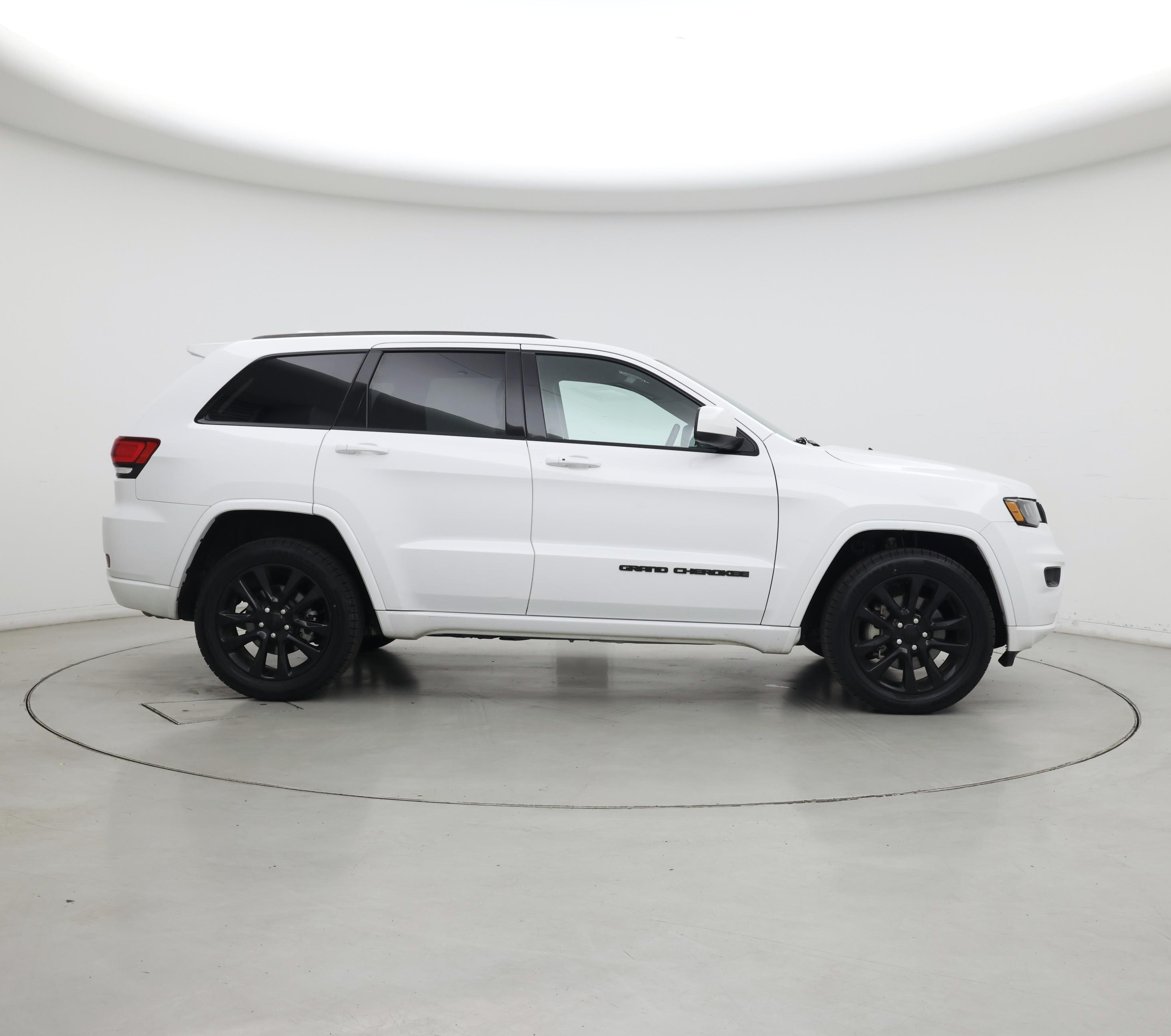 Thumbnail: 2021 Jeep Grand Cherokee - 7