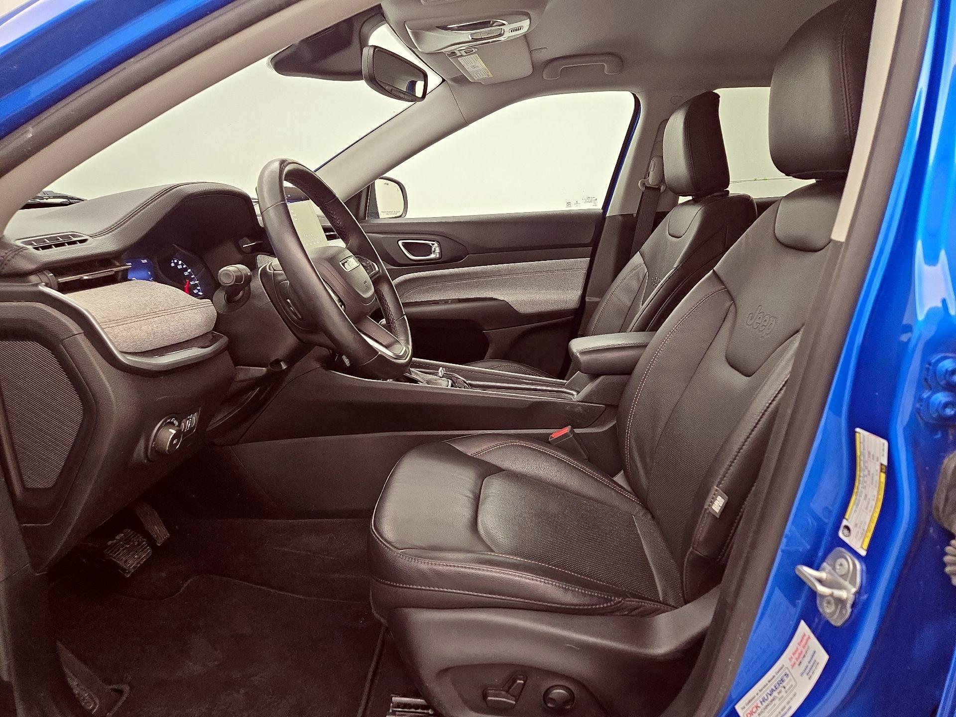 Thumbnail: 2022 Jeep Compass - 11