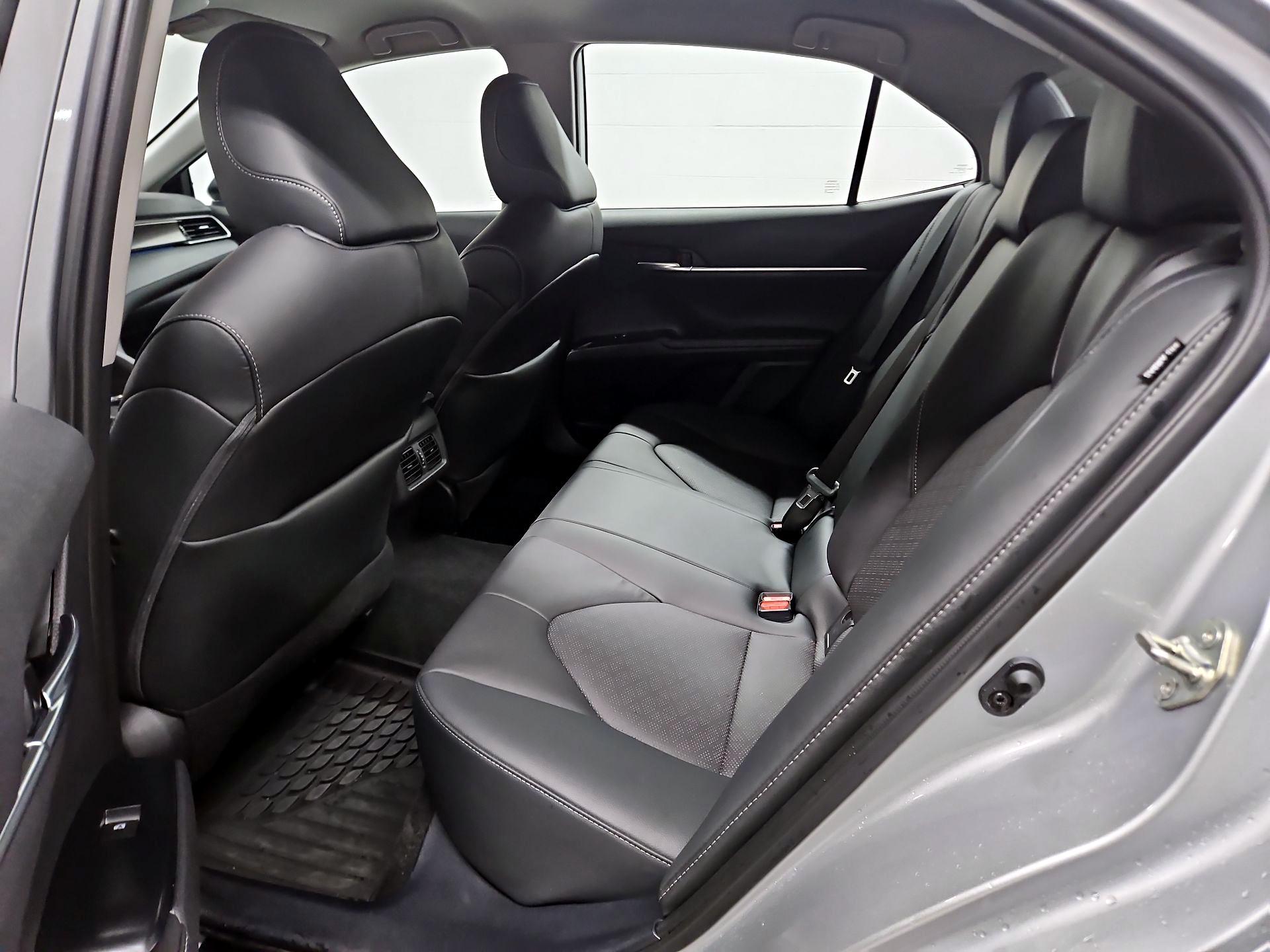 Thumbnail: 2020 Toyota Camry - 19