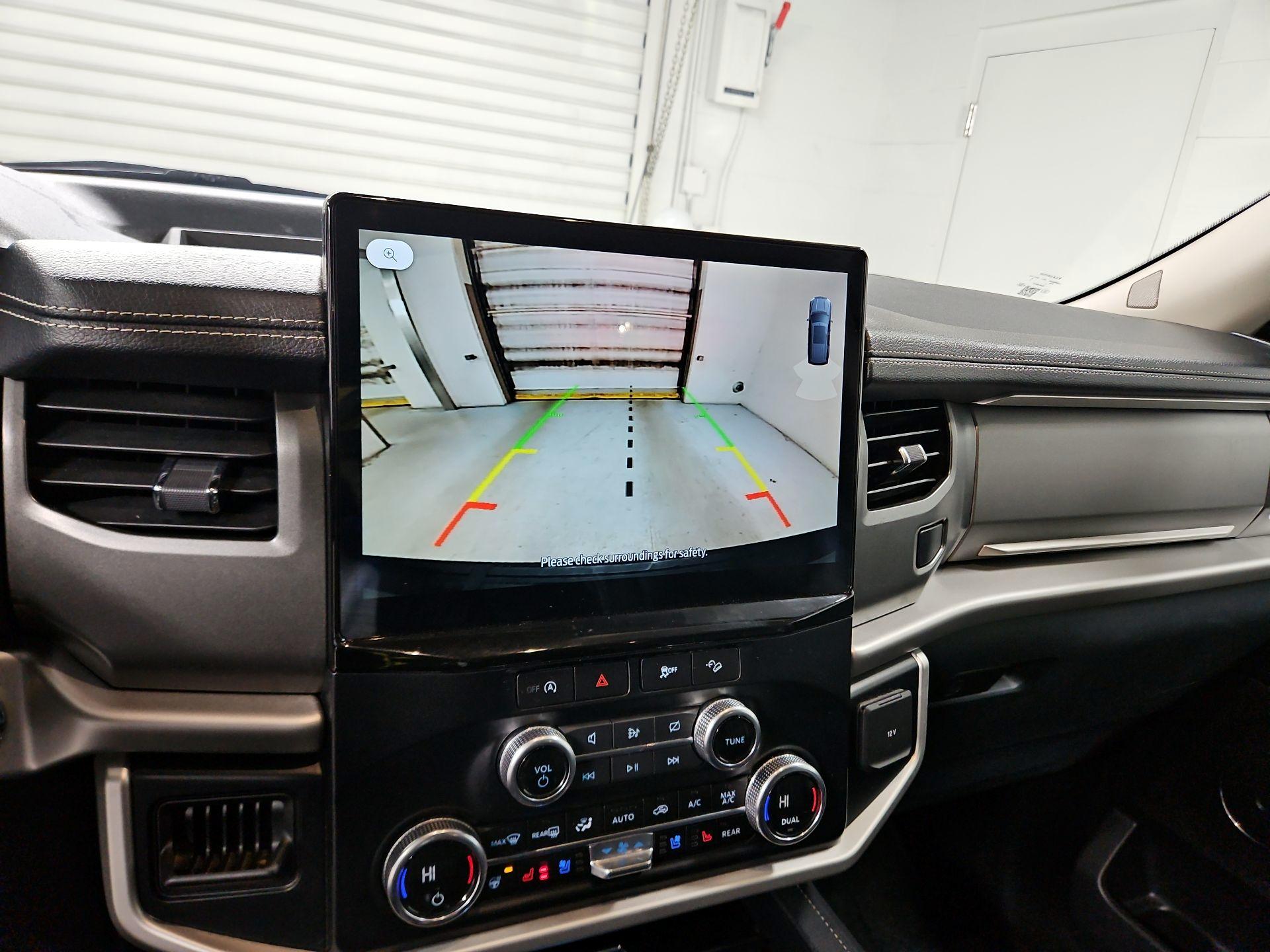 Thumbnail: 2024 Ford Expedition - 15