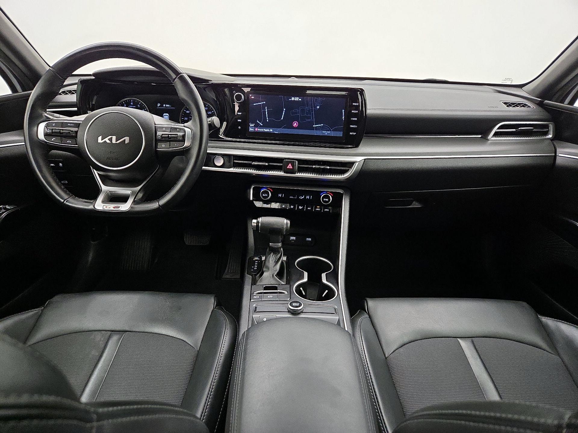 Thumbnail: 2022 Kia K5 - 9