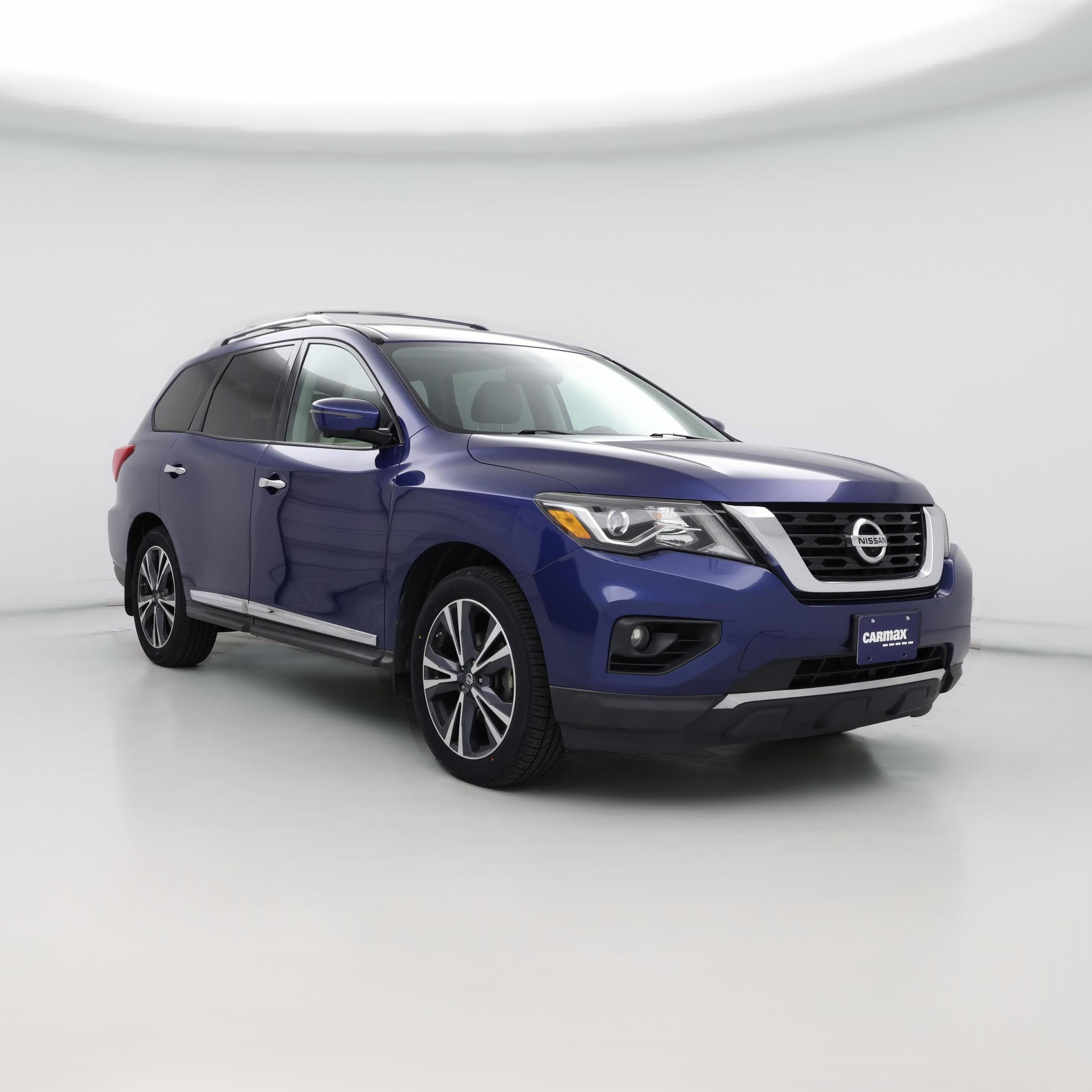 Thumbnail: 2017 Nissan Pathfinder - 1