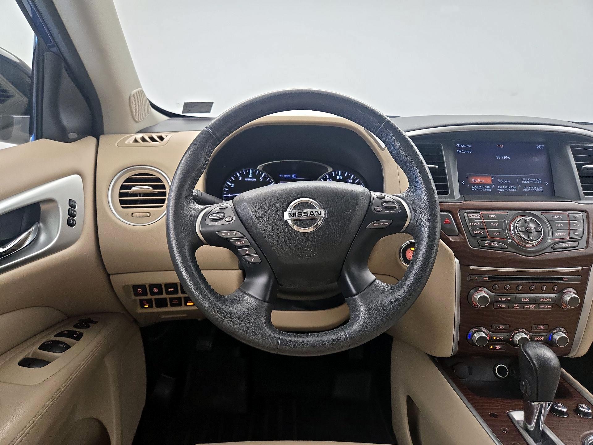 Thumbnail: 2017 Nissan Pathfinder - 10