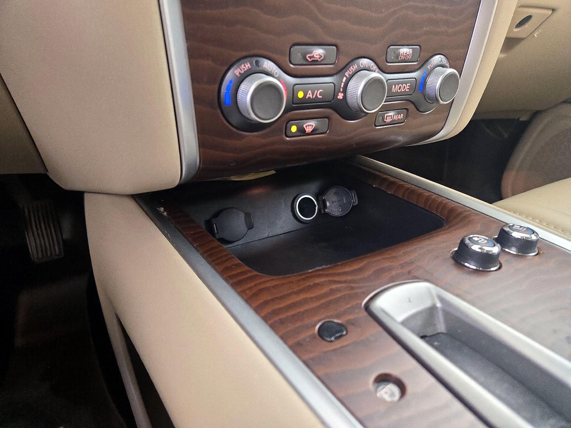 Thumbnail: 2017 Nissan Pathfinder - 19