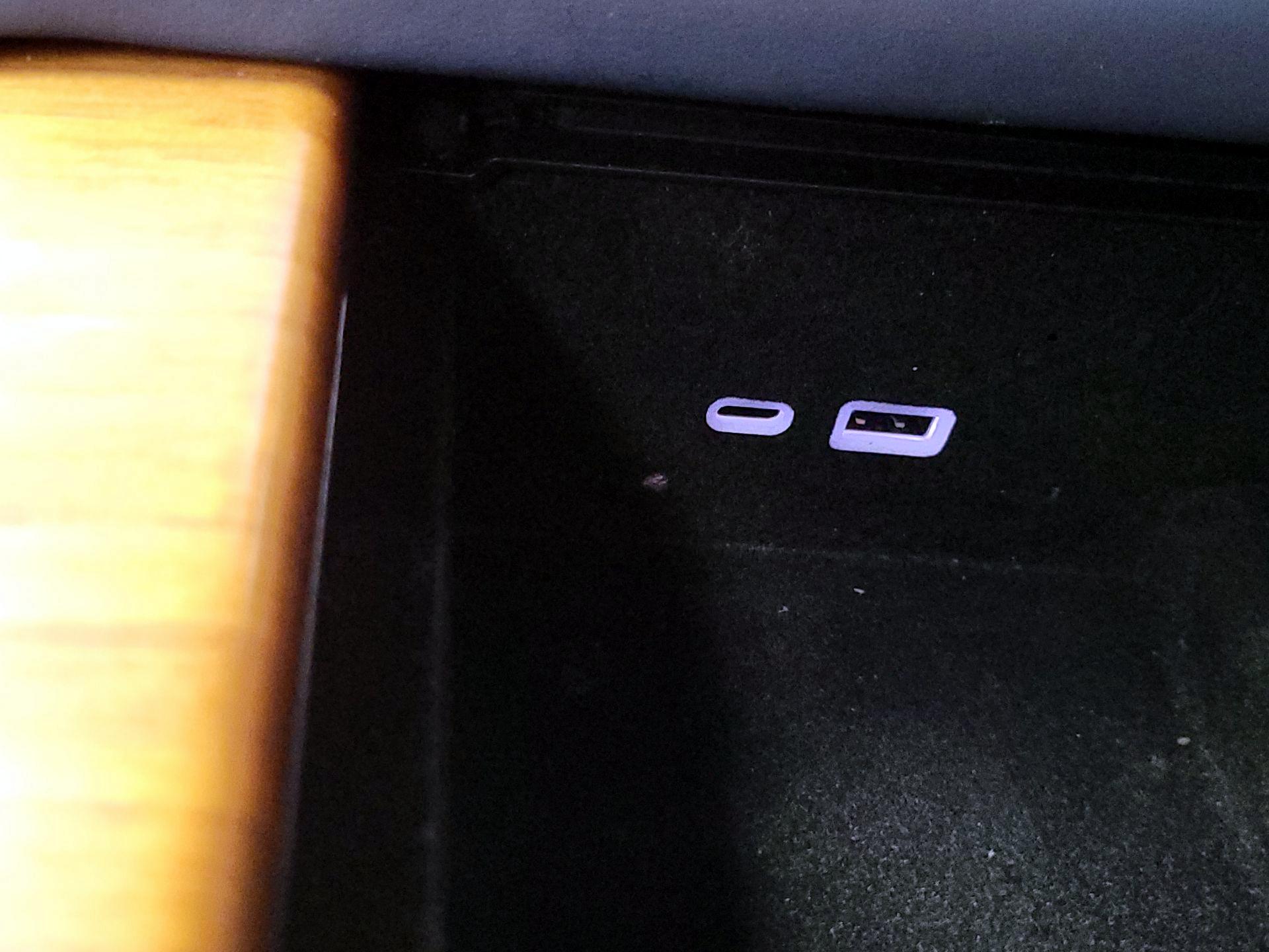 Thumbnail: 2024 Jeep Grand Wagoneer L - 17