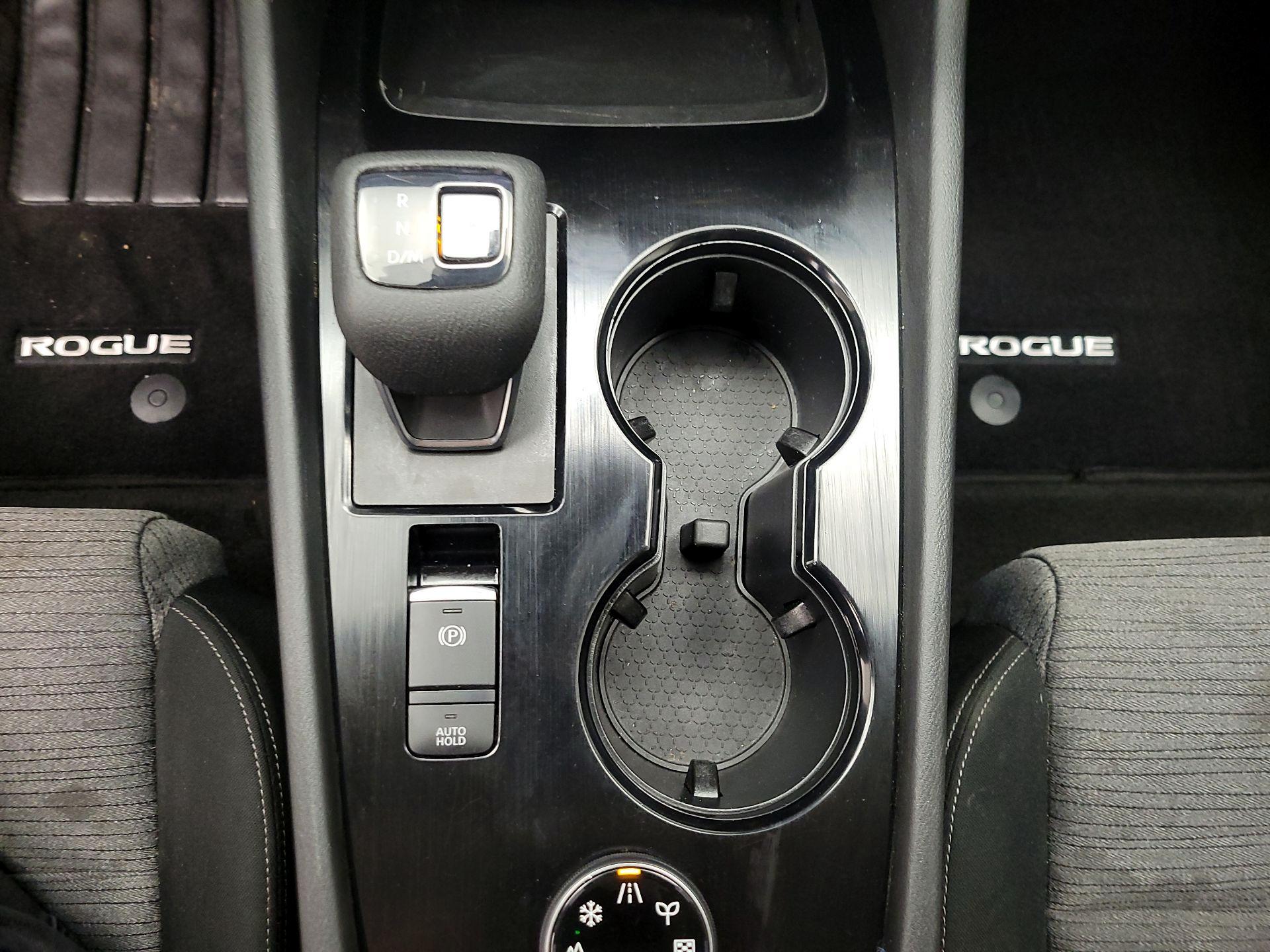 Thumbnail: 2023 Nissan Rogue - 17