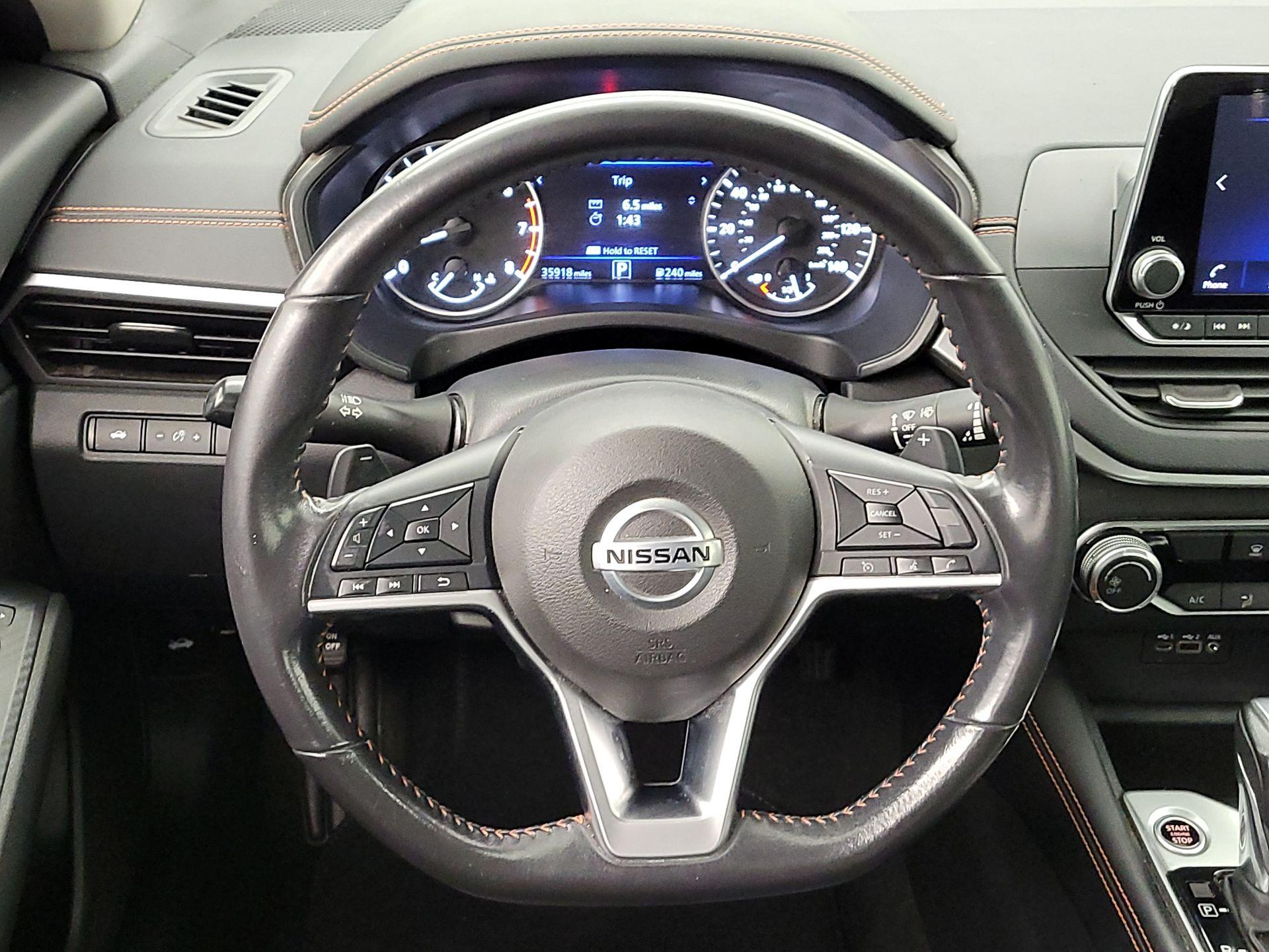 Thumbnail: 2022 Nissan Altima - 10