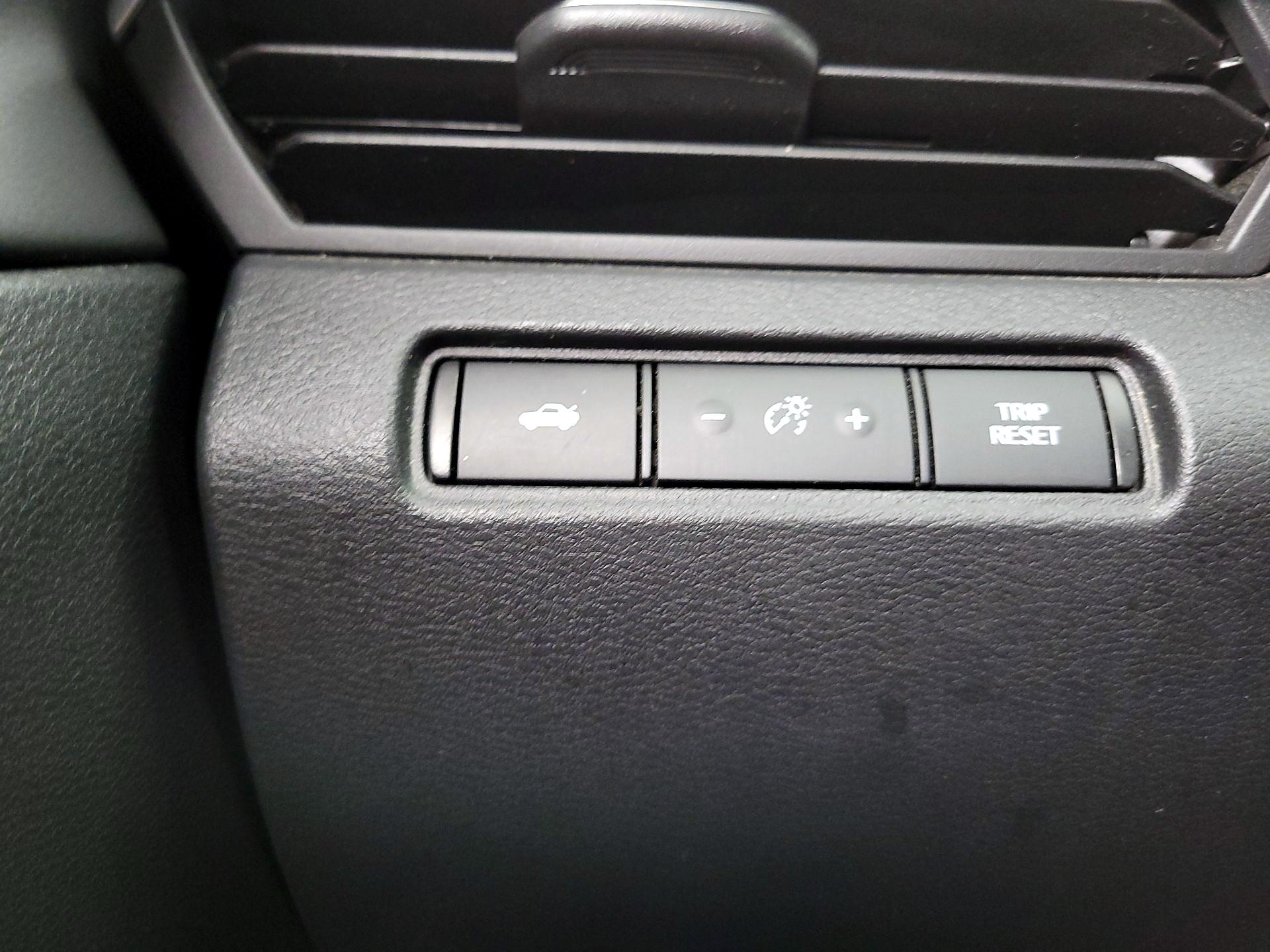 Thumbnail: 2022 Nissan Altima - 13