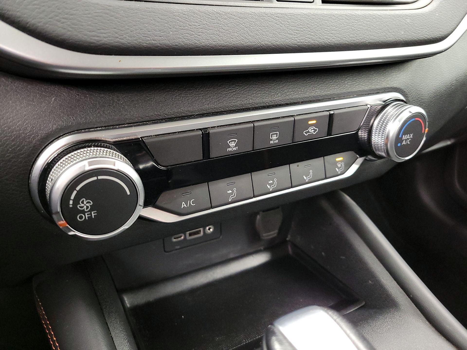 Thumbnail: 2022 Nissan Altima - 16