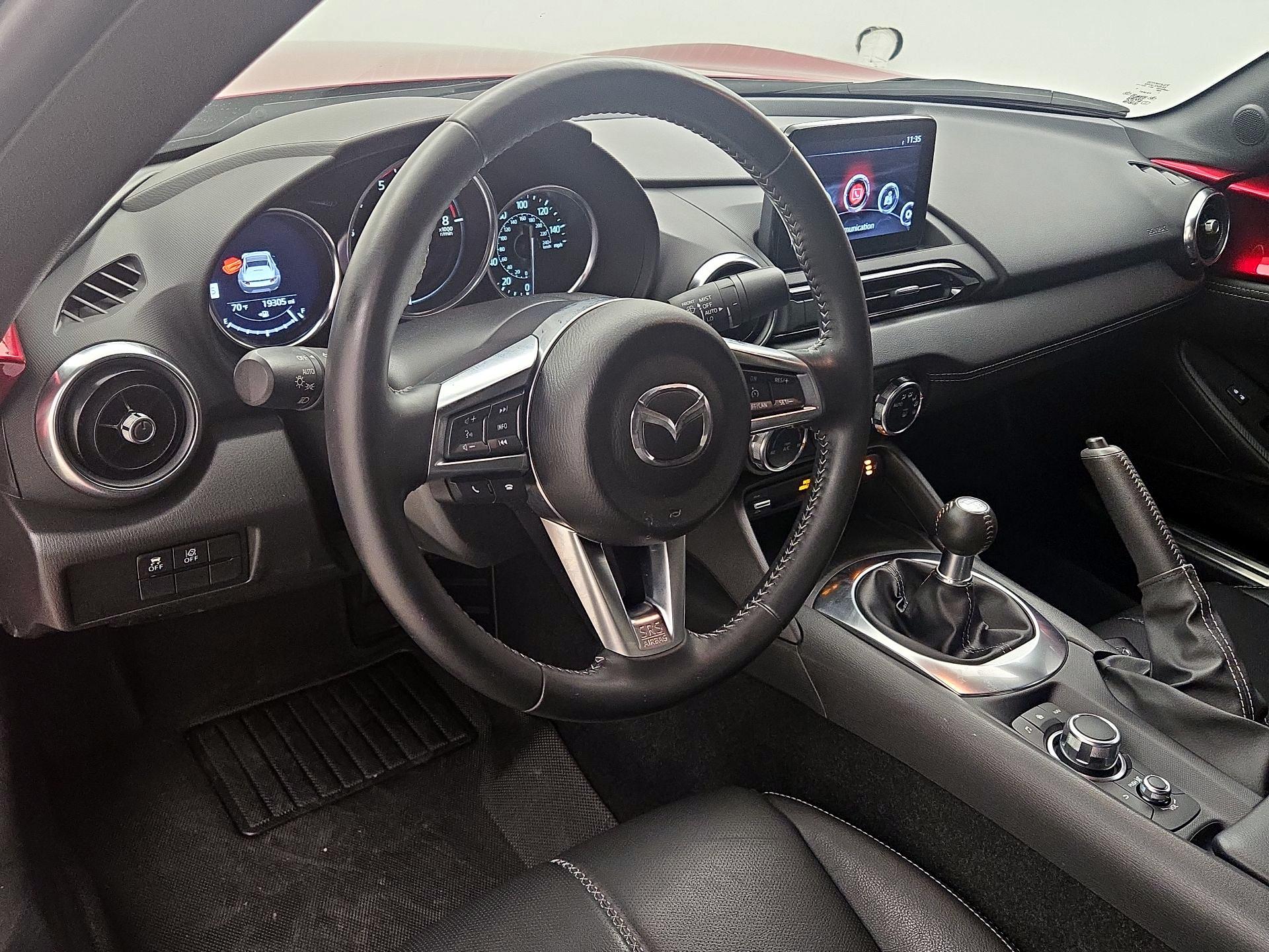 Thumbnail: 2021 Mazda MX-5 Miata - 9