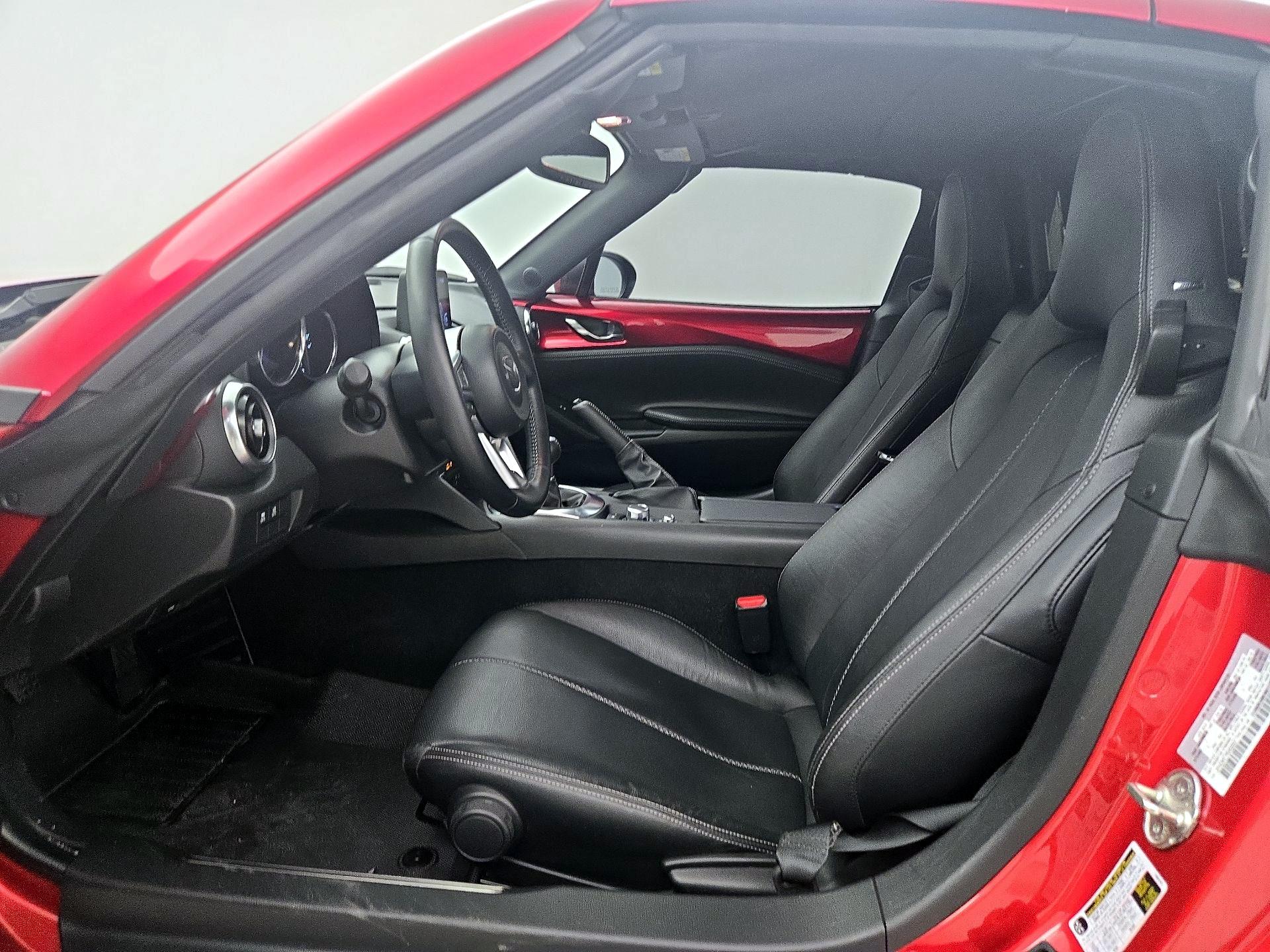 Thumbnail: 2021 Mazda MX-5 Miata - 11