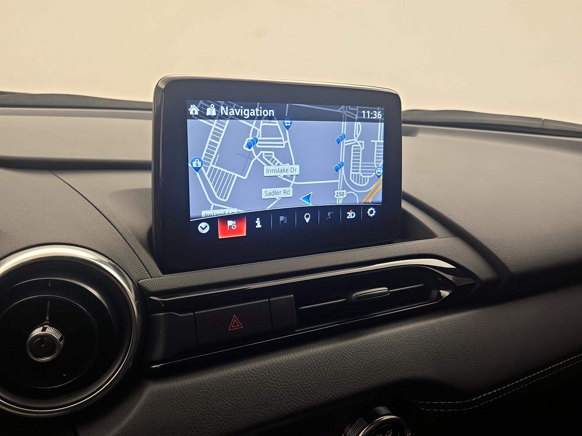 Thumbnail: 2021 Mazda MX-5 Miata - 14