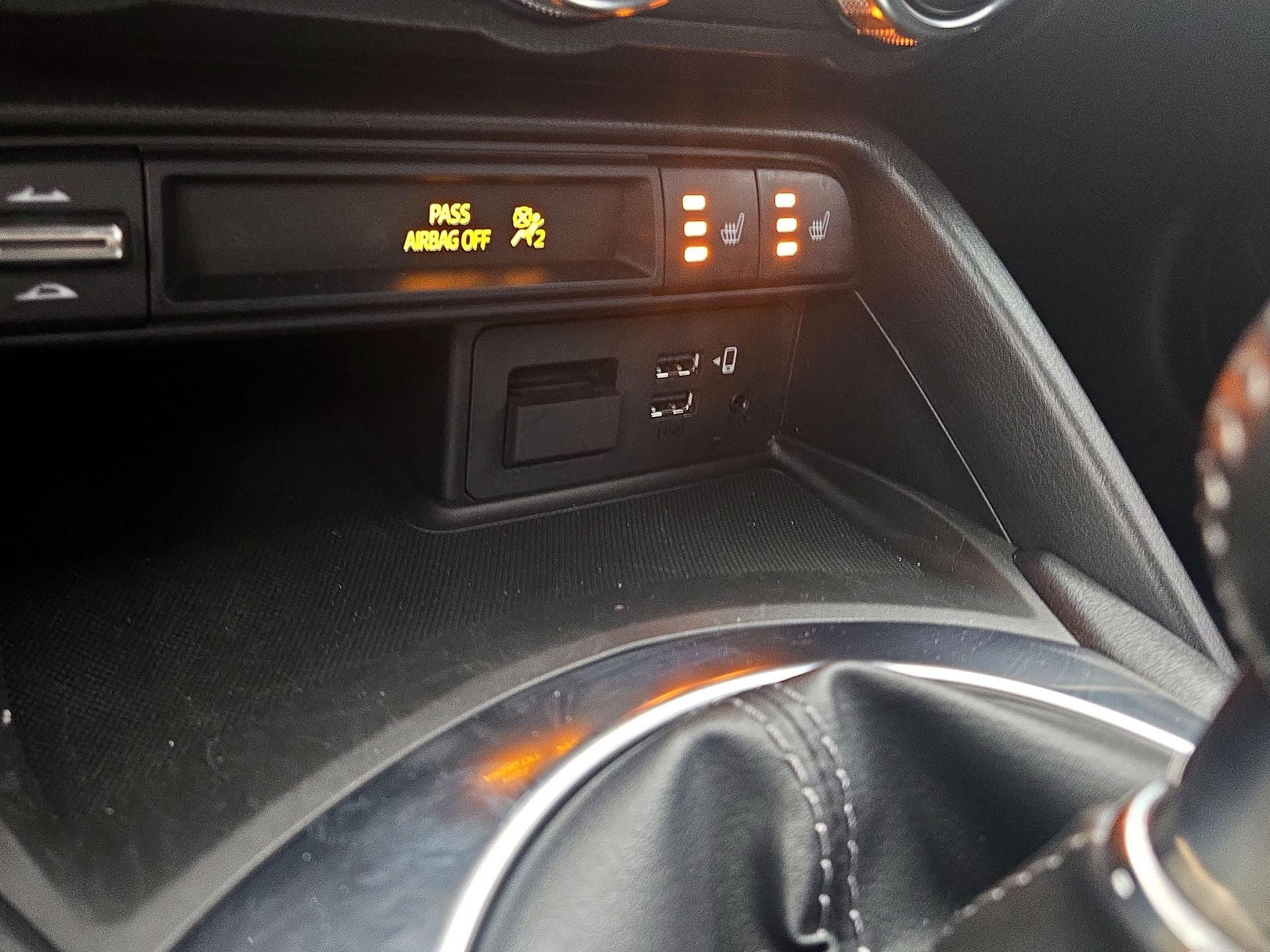 Thumbnail: 2021 Mazda MX-5 Miata - 19