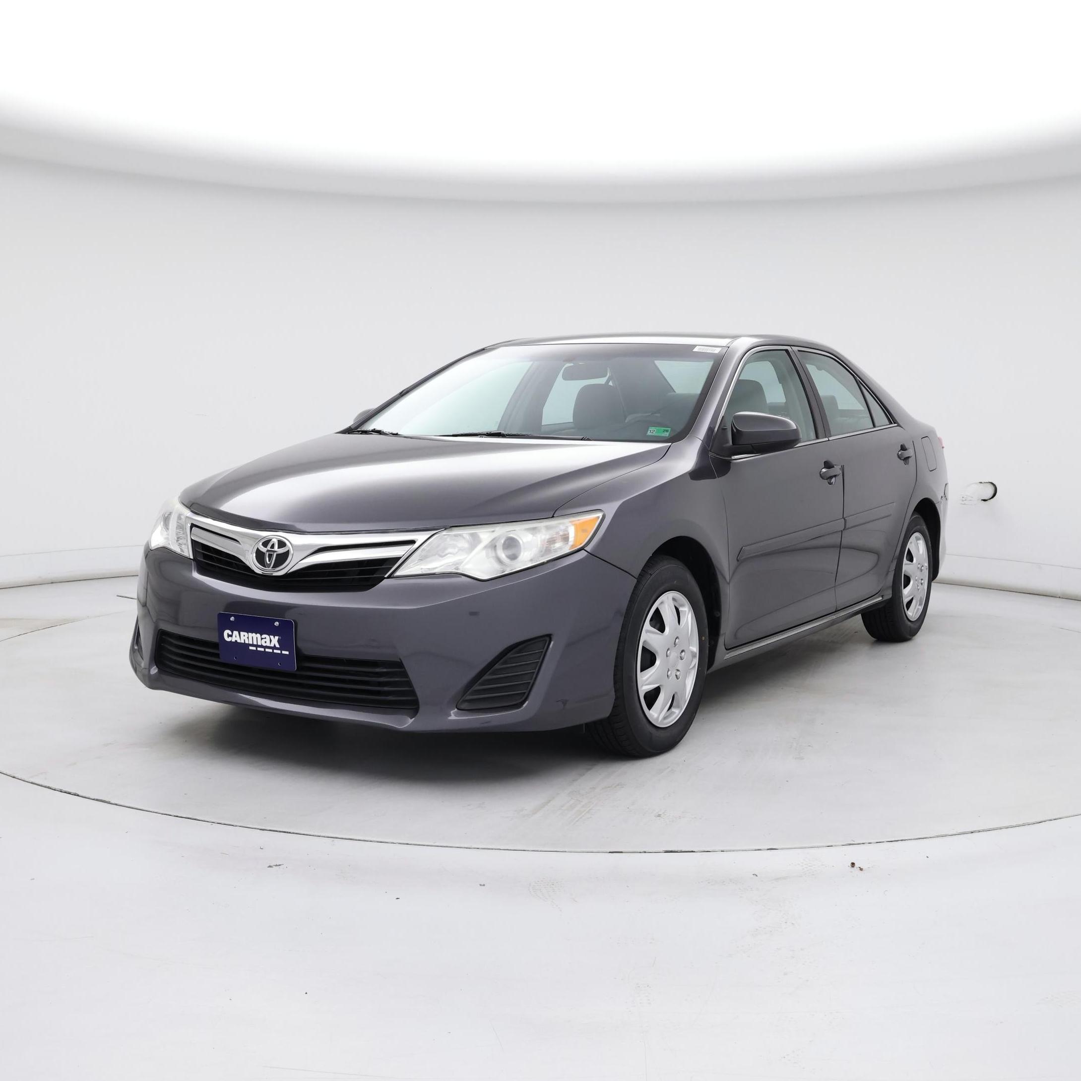Thumbnail: 2014 Toyota Camry - 4