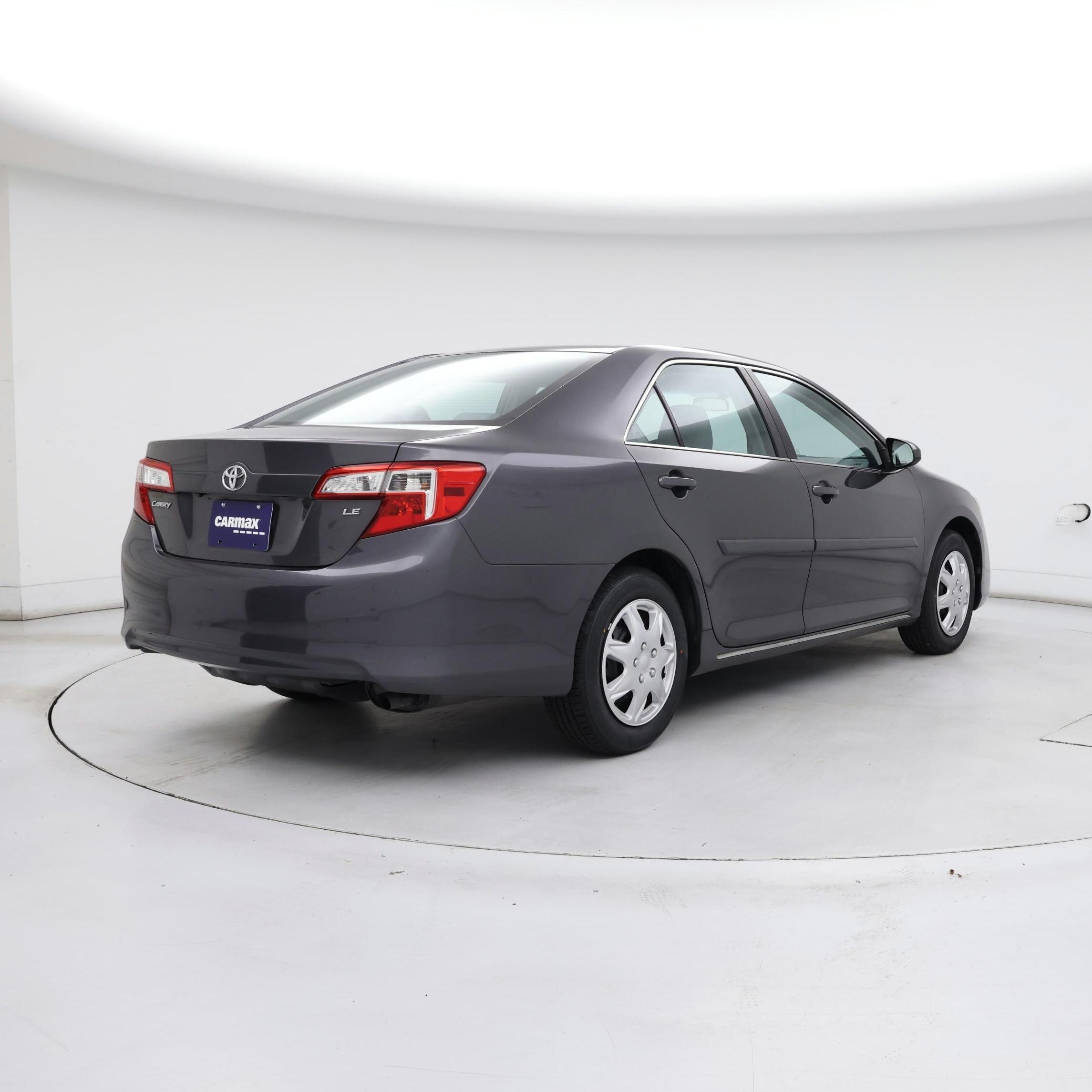 Thumbnail: 2014 Toyota Camry - 8