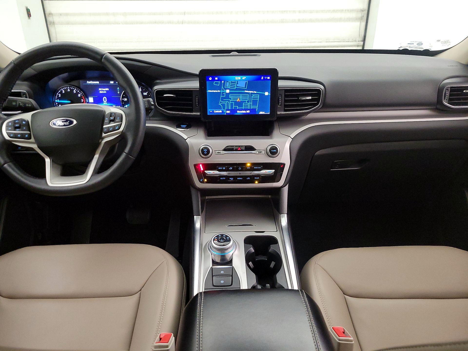 Thumbnail: 2023 Ford Explorer - 9