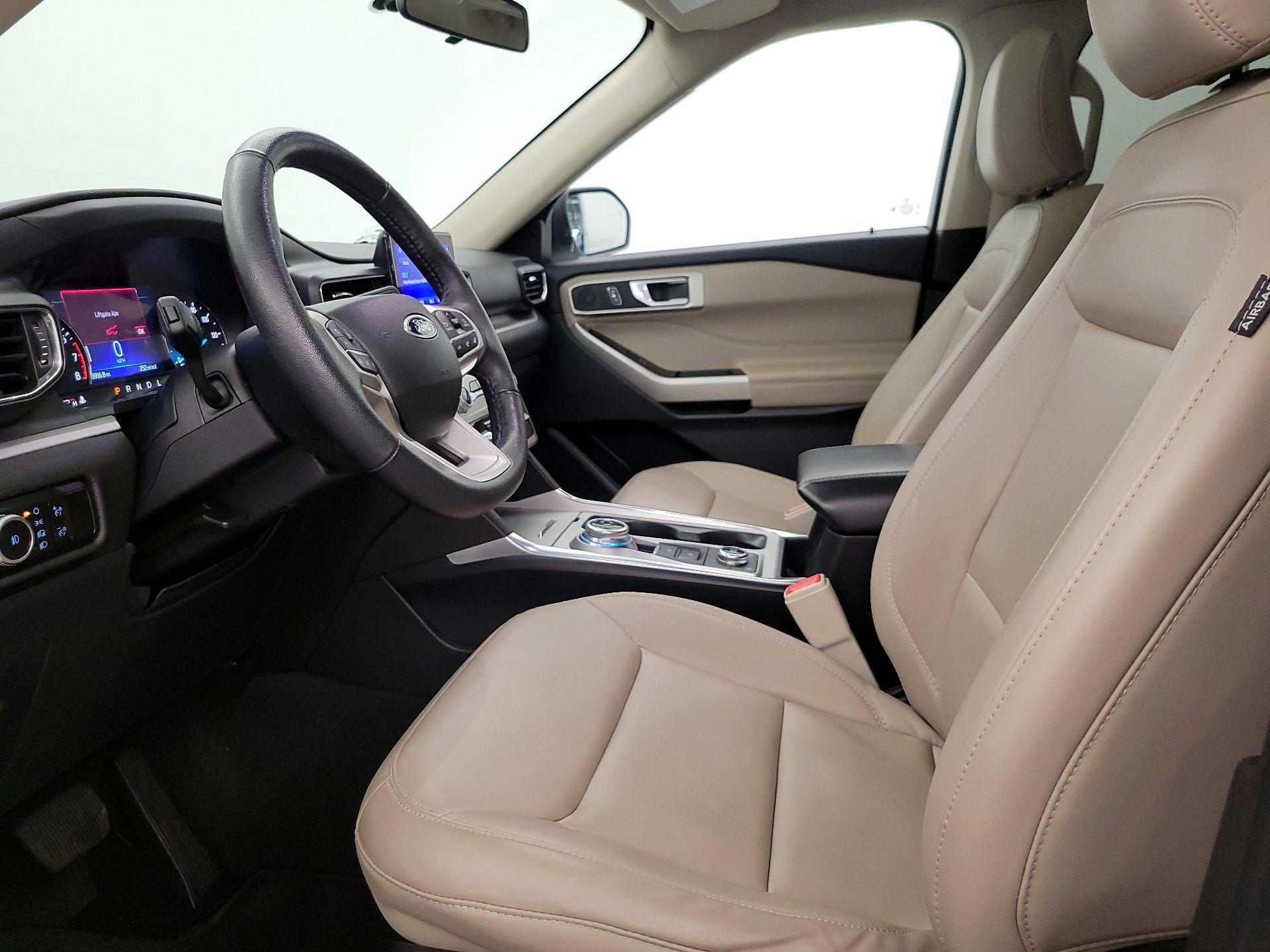 Thumbnail: 2023 Ford Explorer - 11