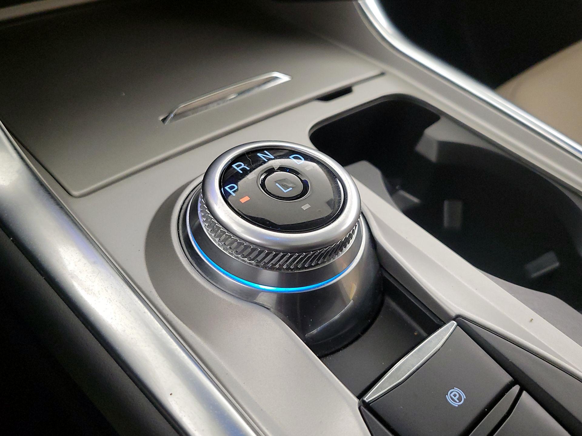 Thumbnail: 2023 Ford Explorer - 18