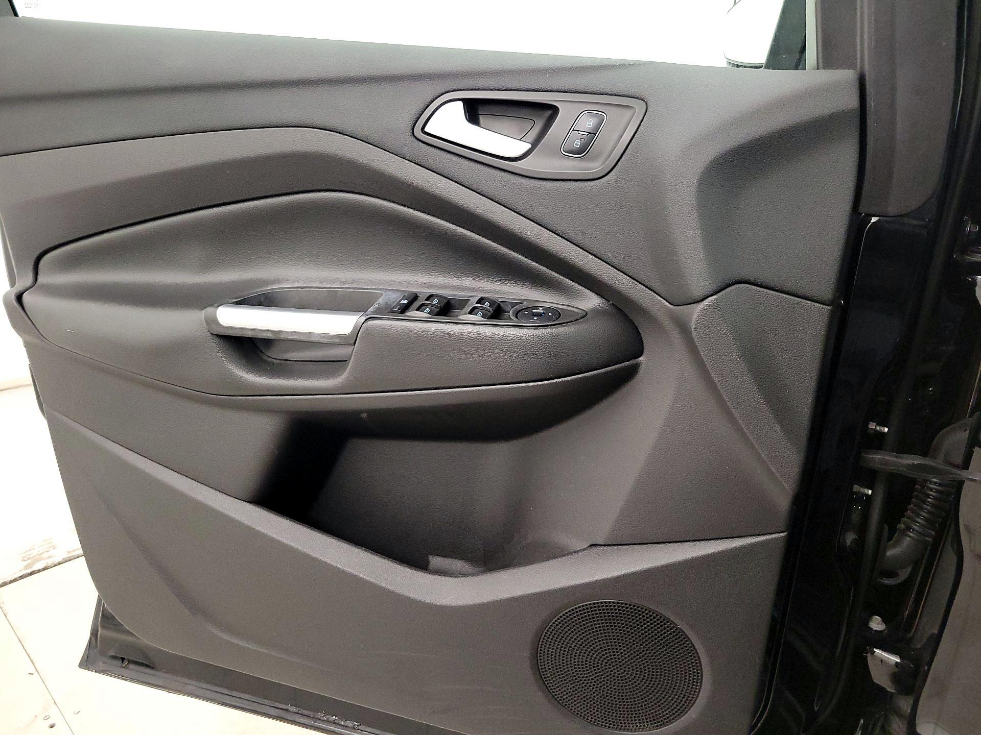 Thumbnail: 2017 Ford Escape - 12