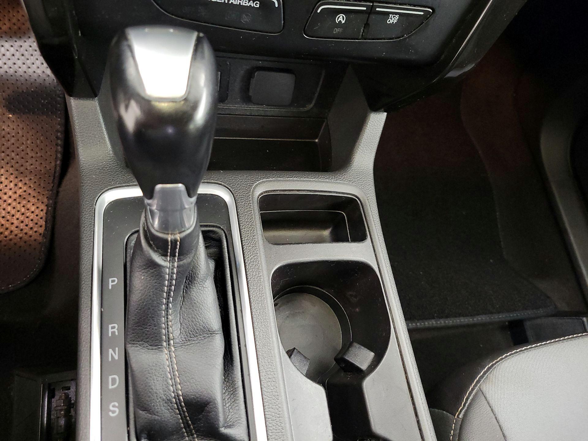 Thumbnail: 2017 Ford Escape - 17