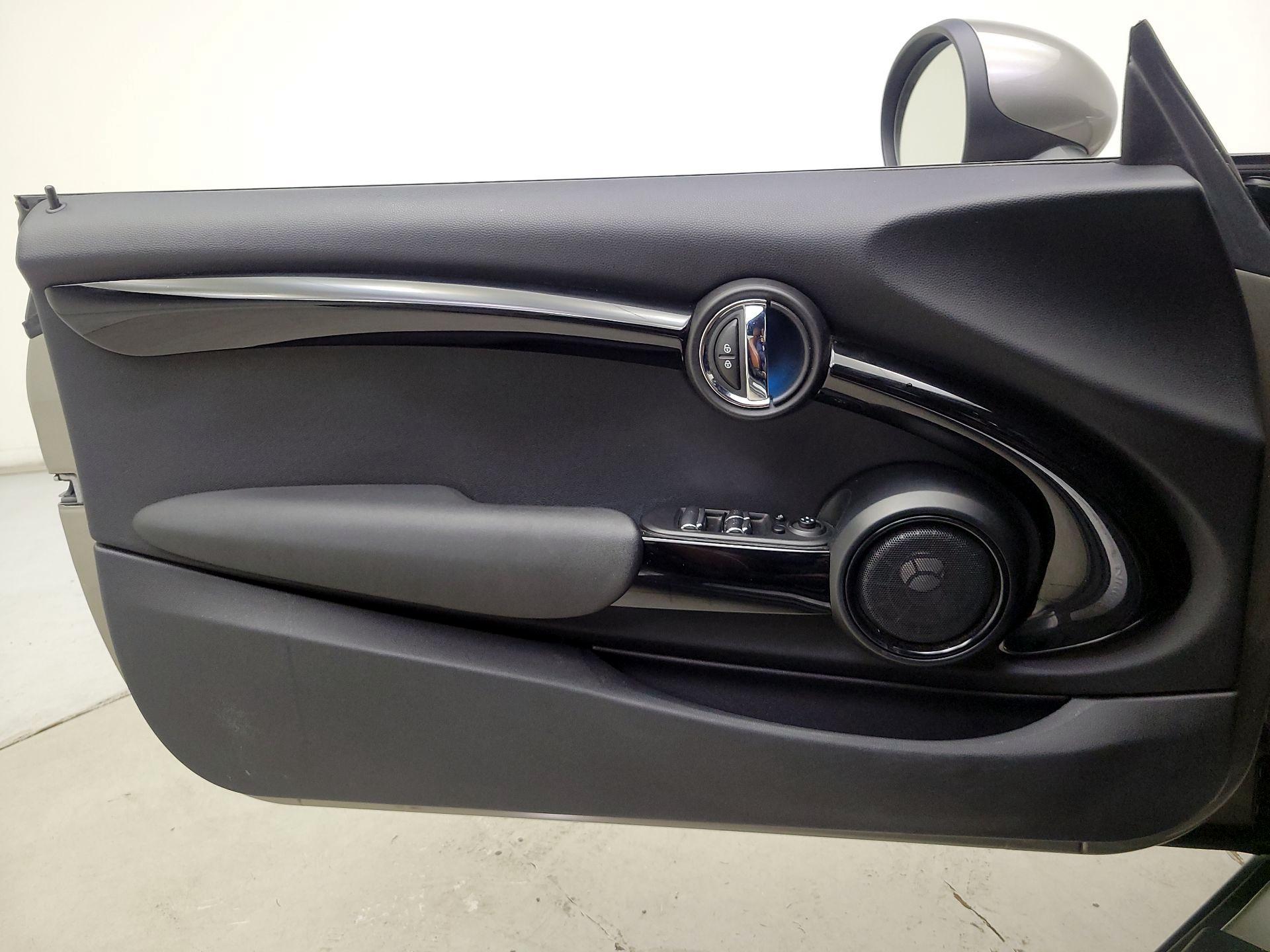 Thumbnail: 2018 MINI Cooper - 12