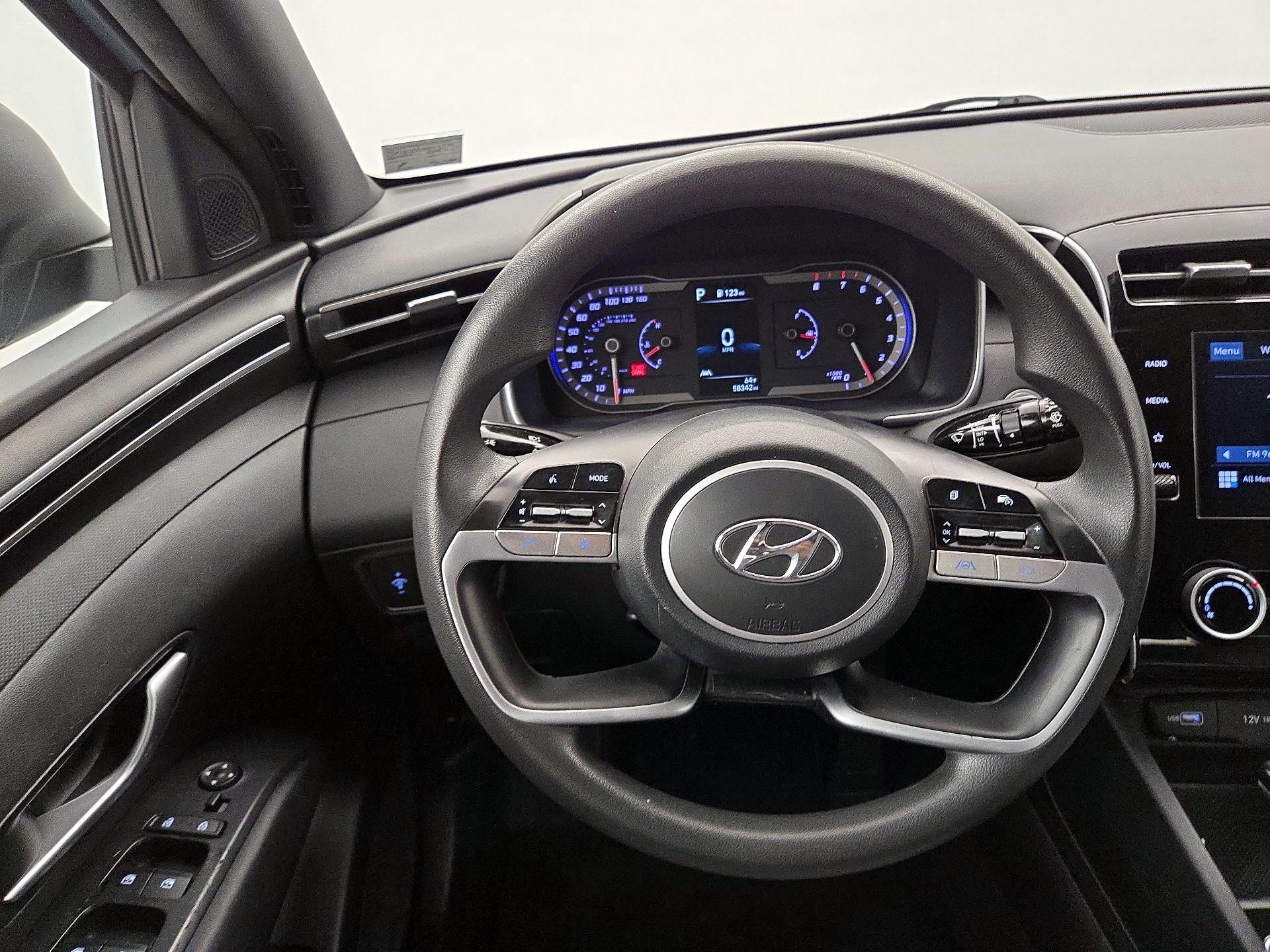 Thumbnail: 2022 Hyundai Santa Cruz - 10