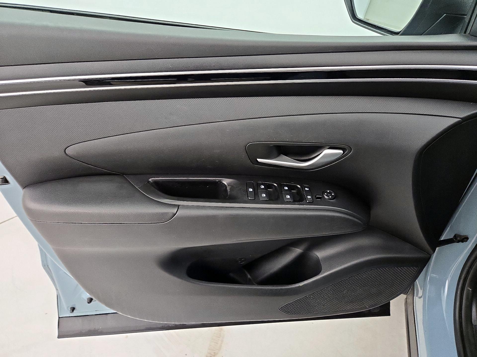 Thumbnail: 2022 Hyundai Santa Cruz - 12