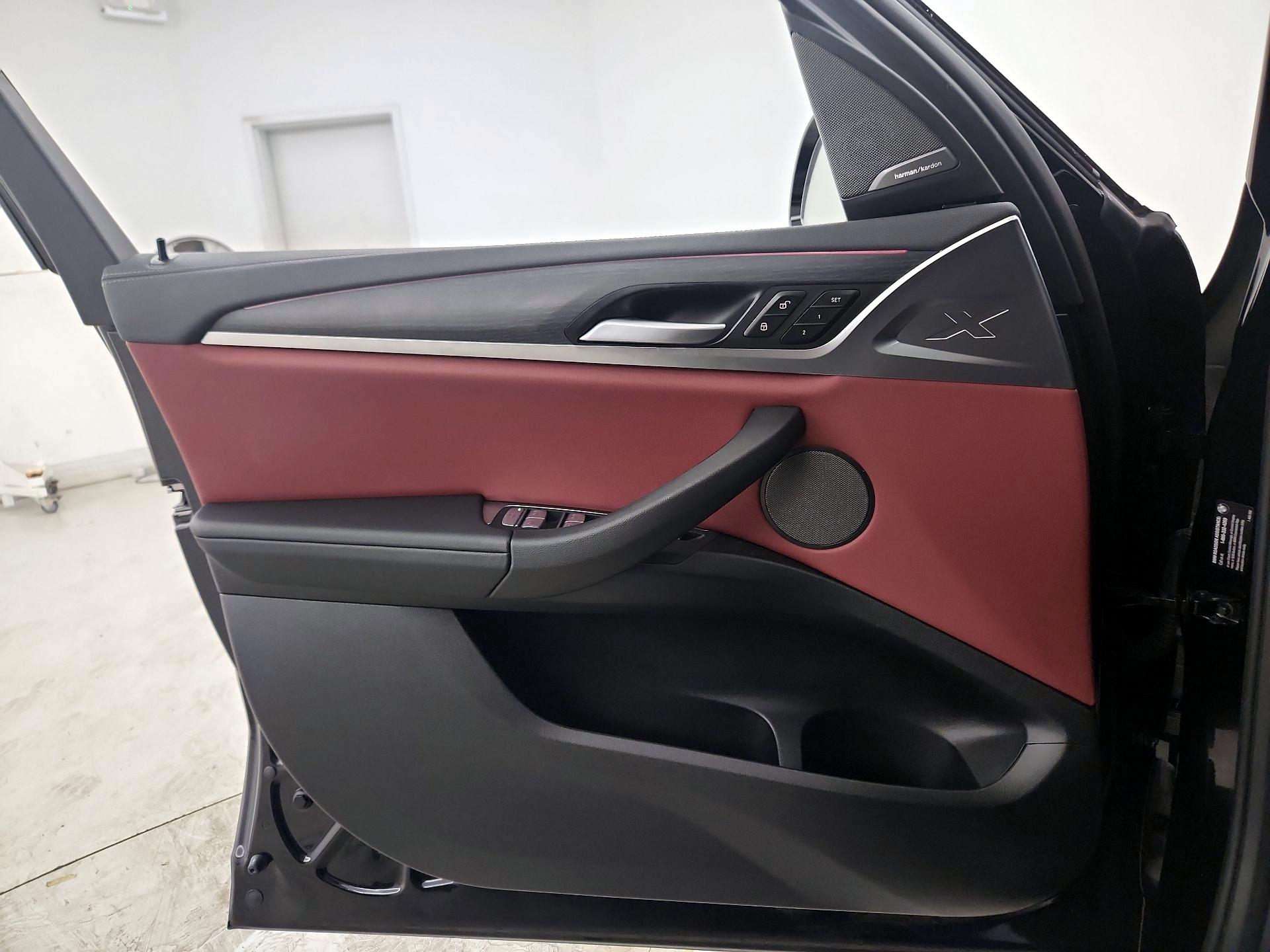 Thumbnail: 2024 BMW X3 - 12