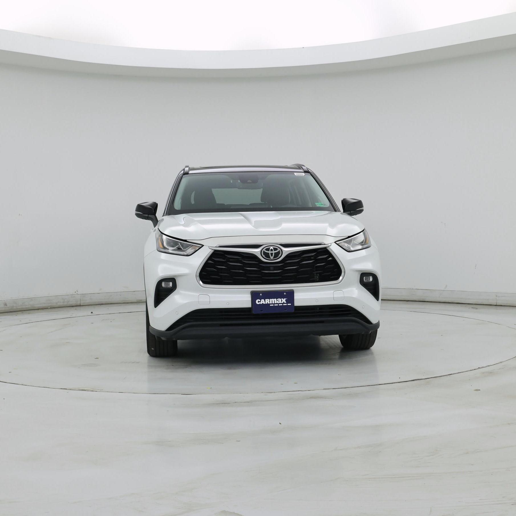 Thumbnail: 2022 Toyota Highlander - 5