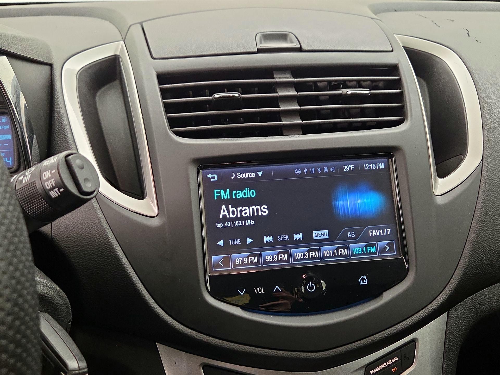 Thumbnail: 2015 Chevrolet Trax - 15