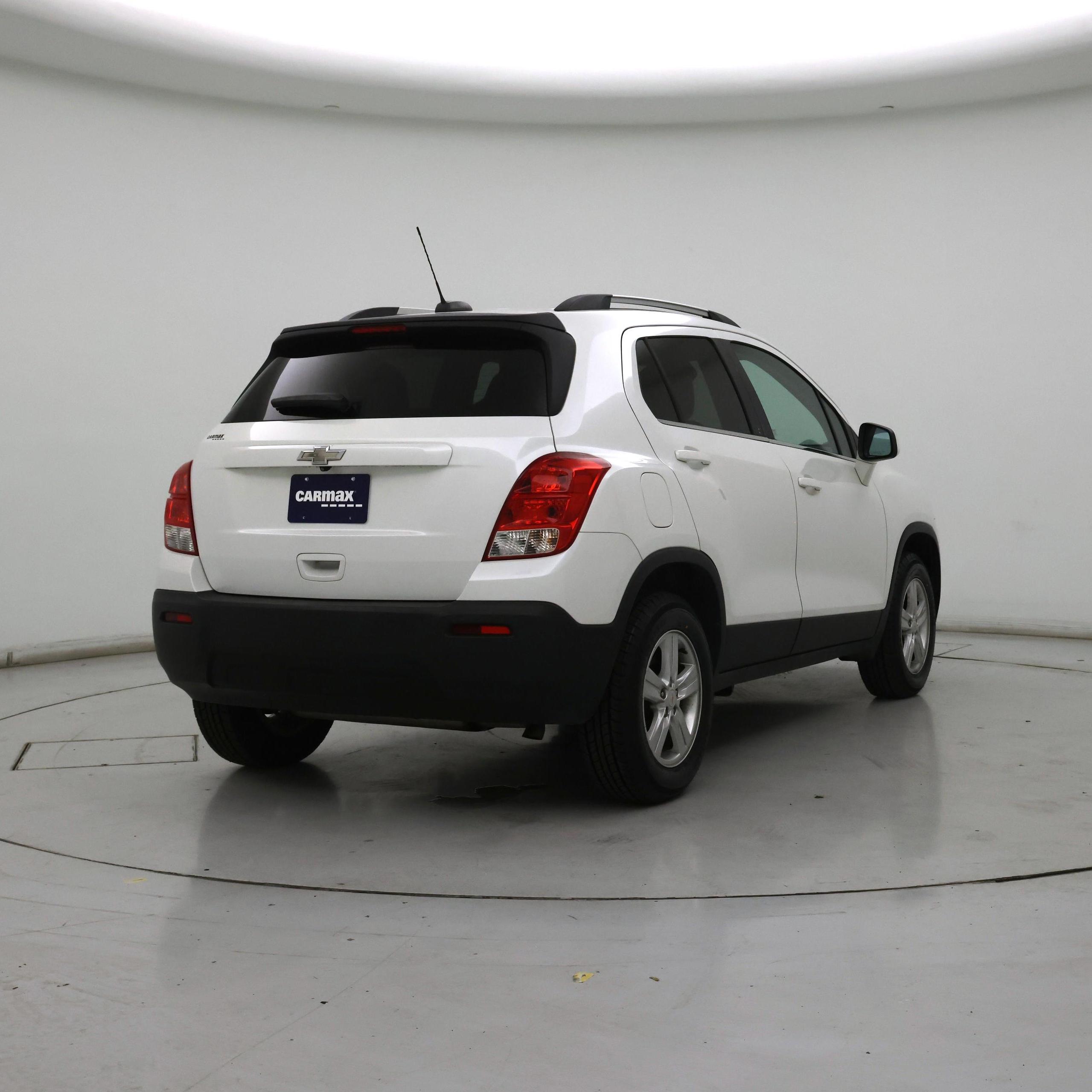 Thumbnail: 2015 Chevrolet Trax - 8