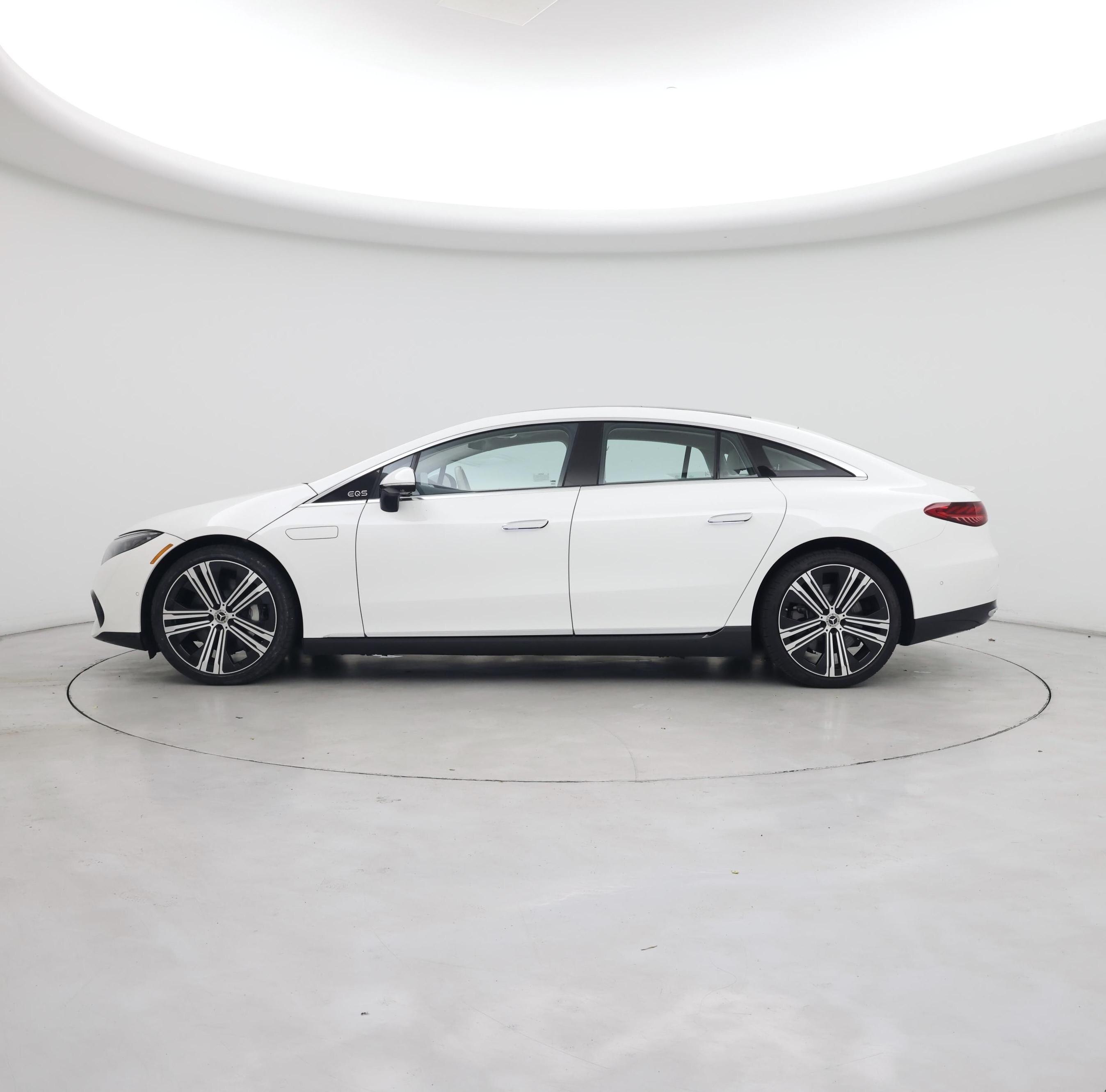 Thumbnail: 2022 Mercedes-Benz EQS - 3