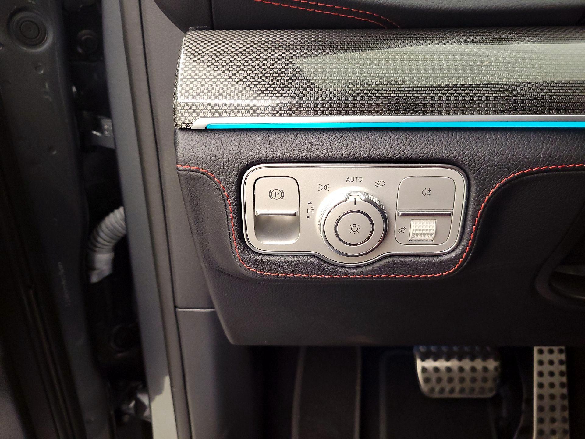 Thumbnail: 2023 Mercedes-Benz GLE - 13