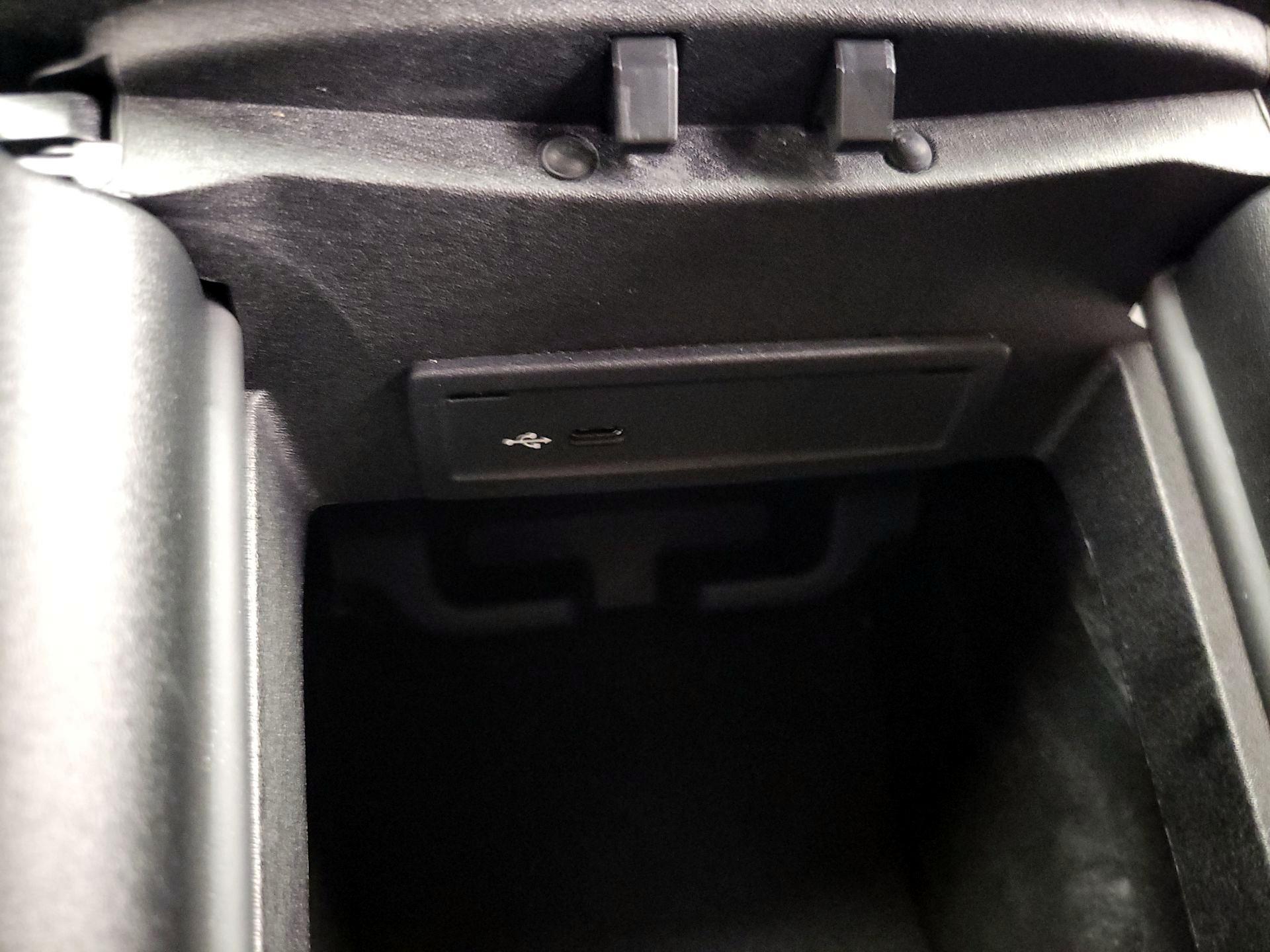 Thumbnail: 2023 Mercedes-Benz GLE - 19