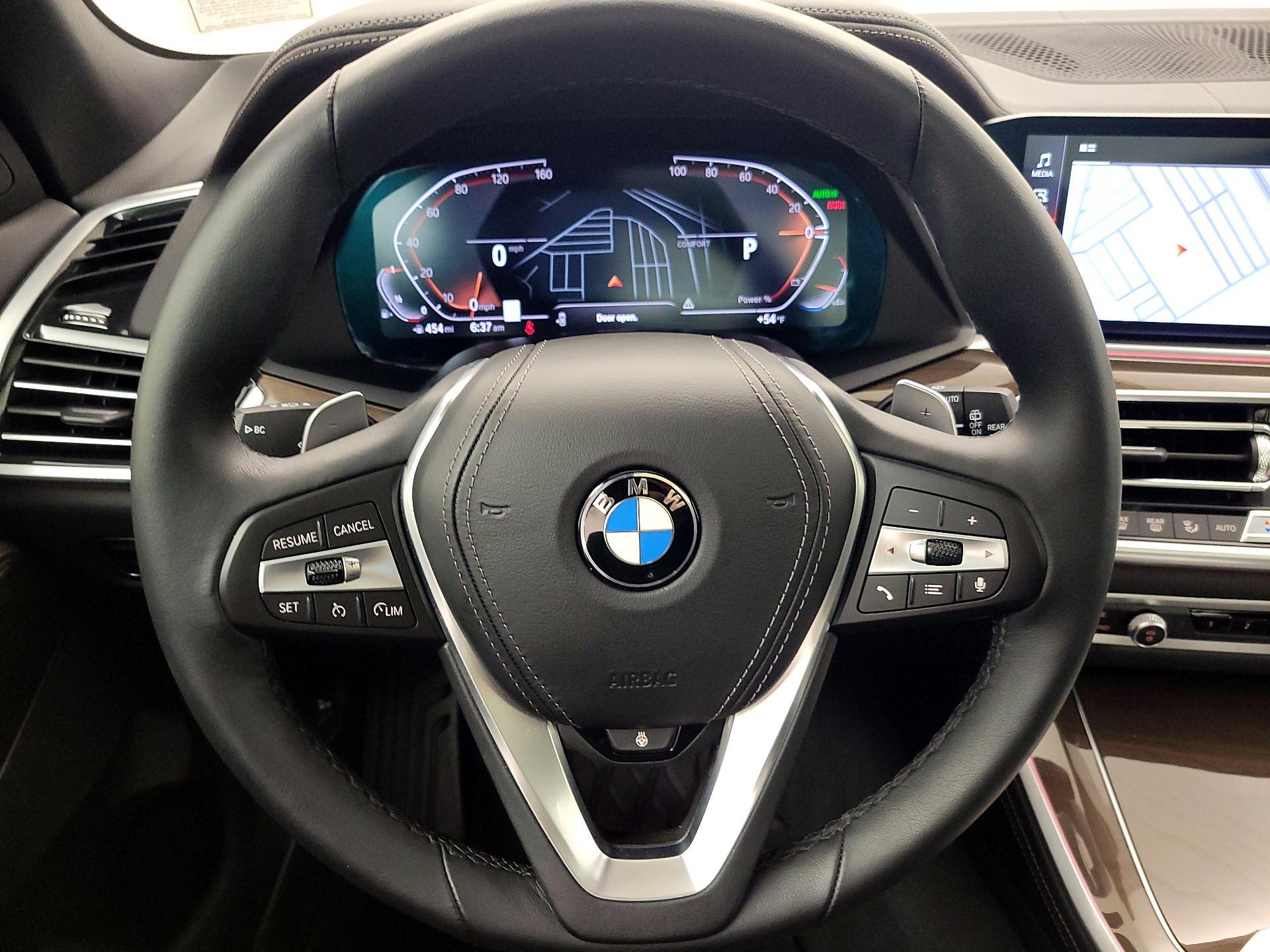 Thumbnail: 2023 BMW X5 - 10