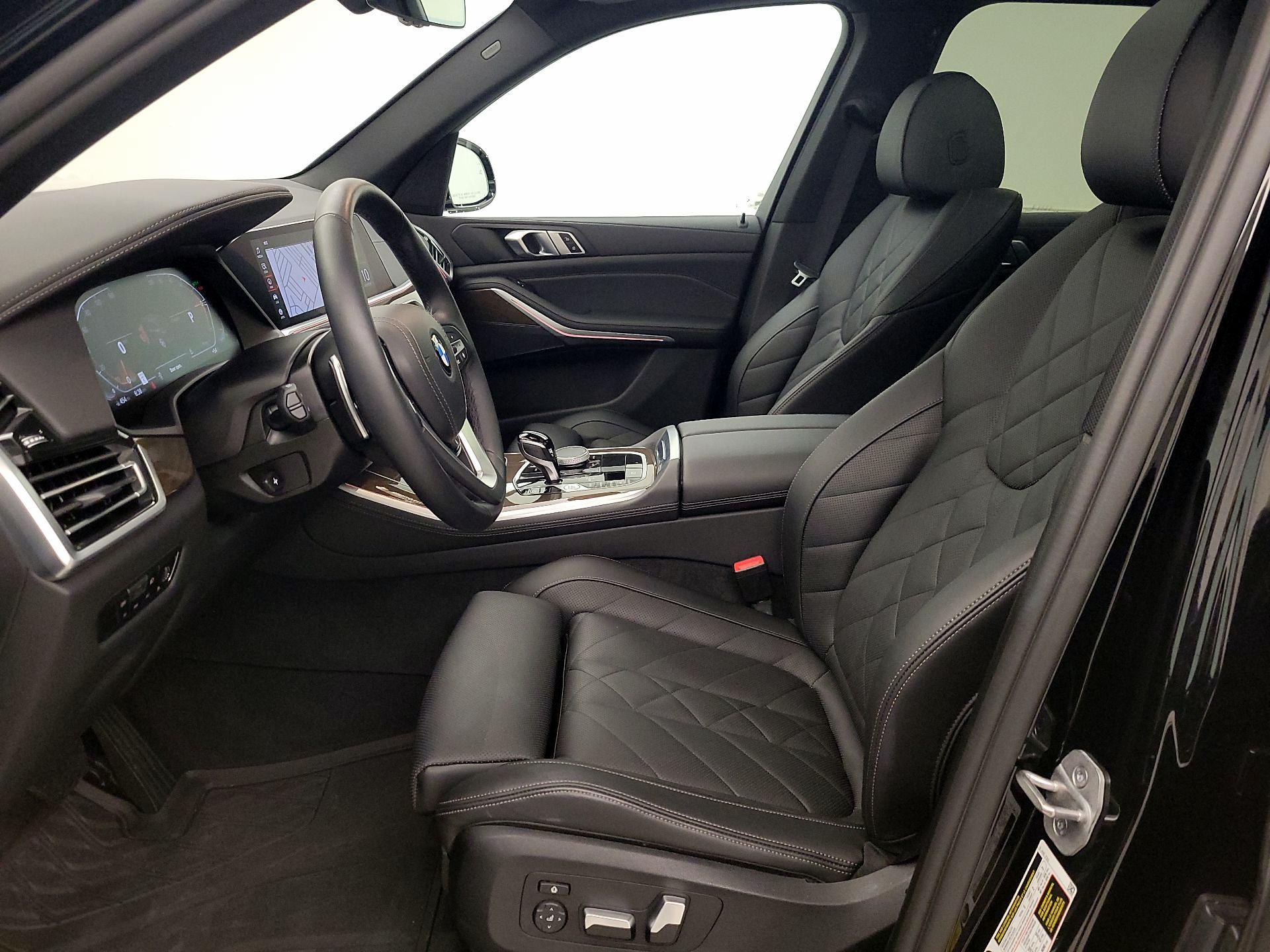 Thumbnail: 2023 BMW X5 - 11