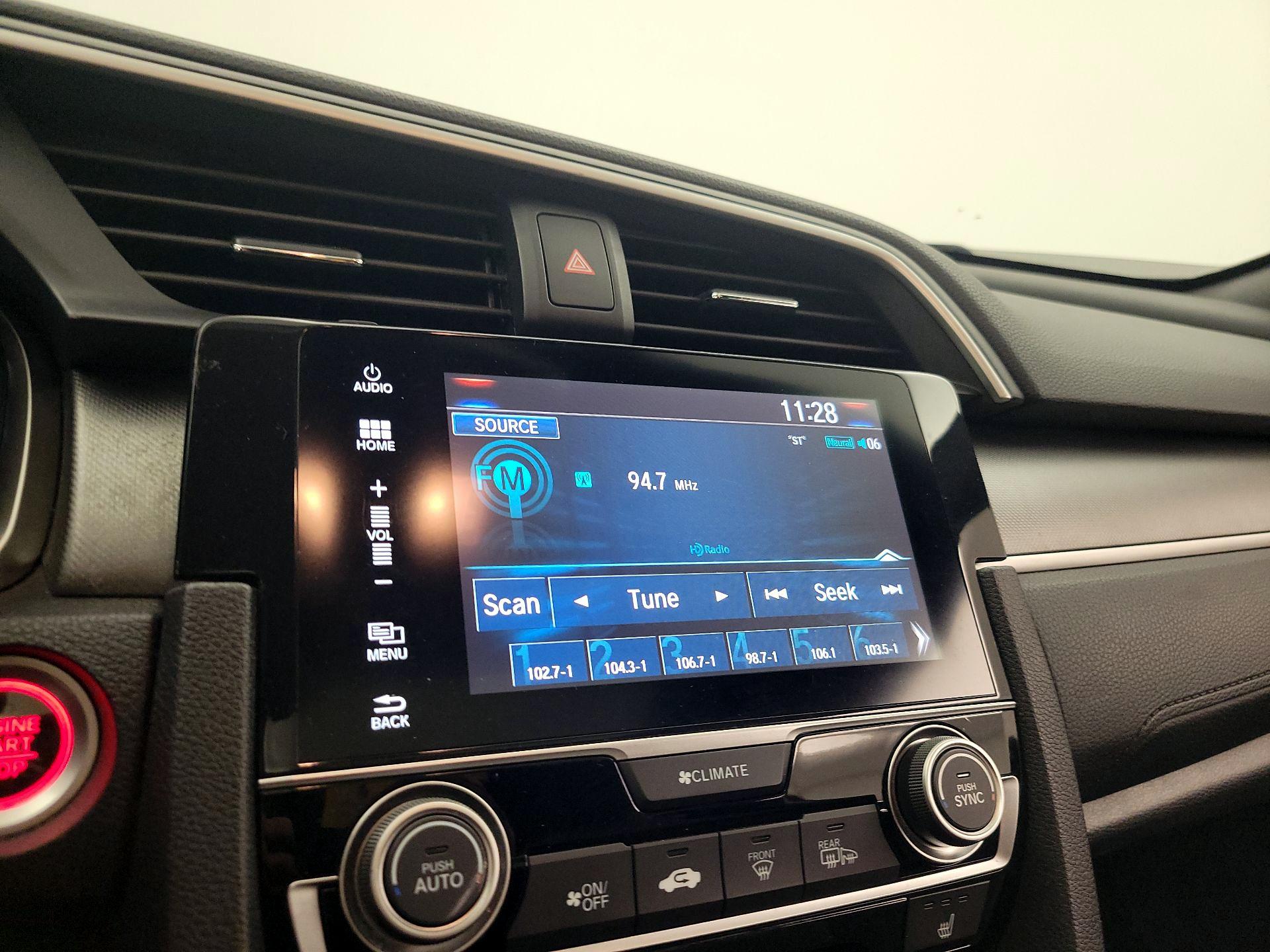 Thumbnail: 2016 Honda Civic - 15