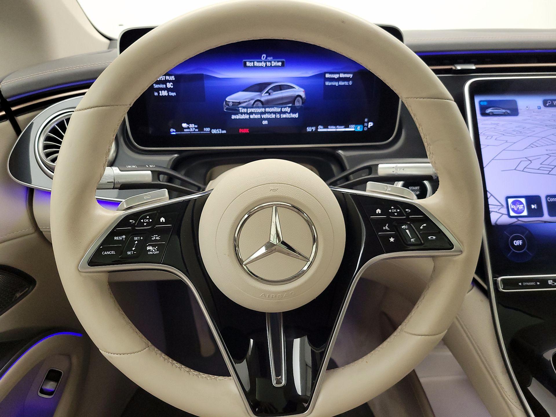 Thumbnail: 2022 Mercedes-Benz EQS - 10