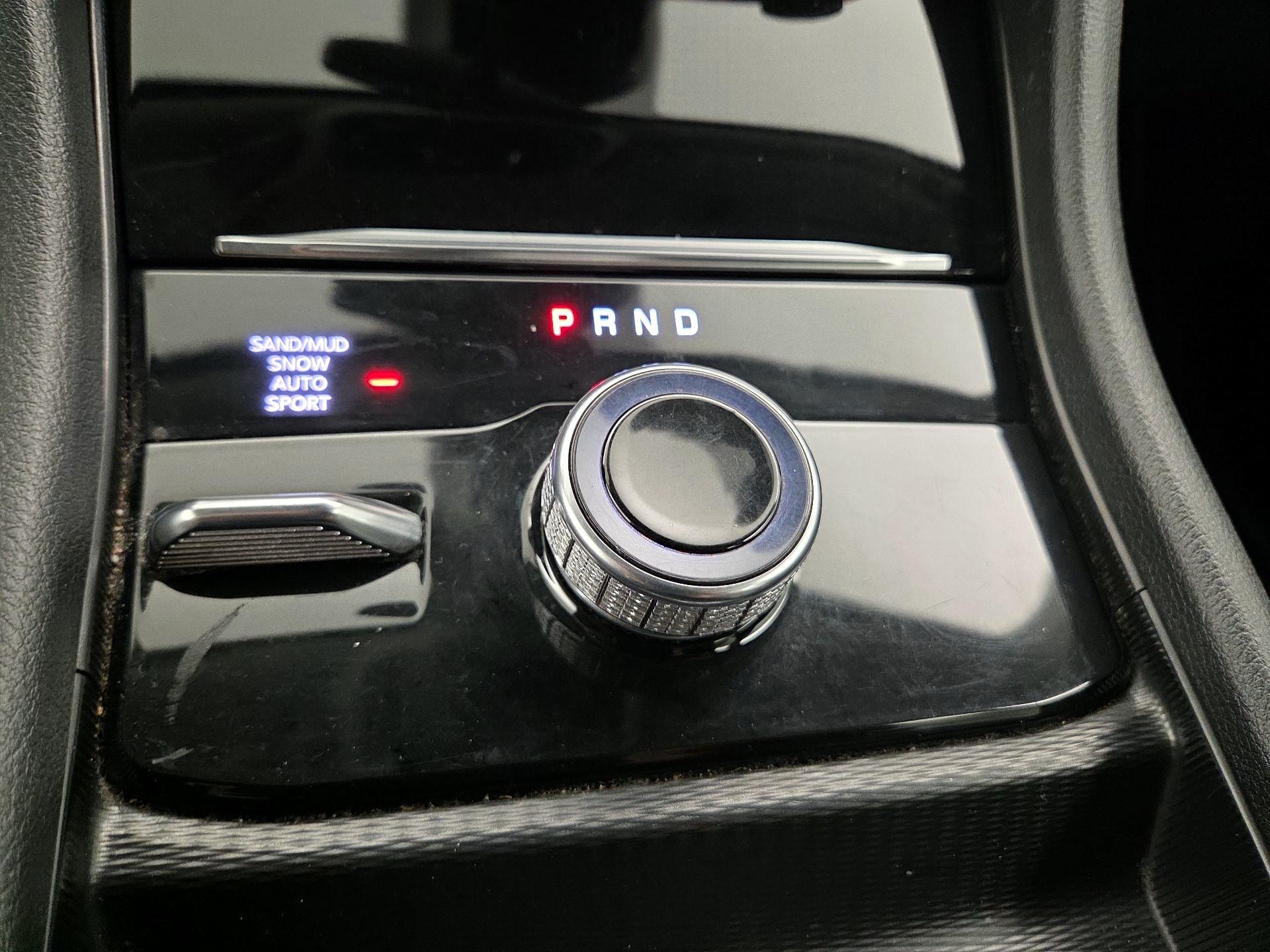 Thumbnail: 2024 Jeep Grand Cherokee - 18