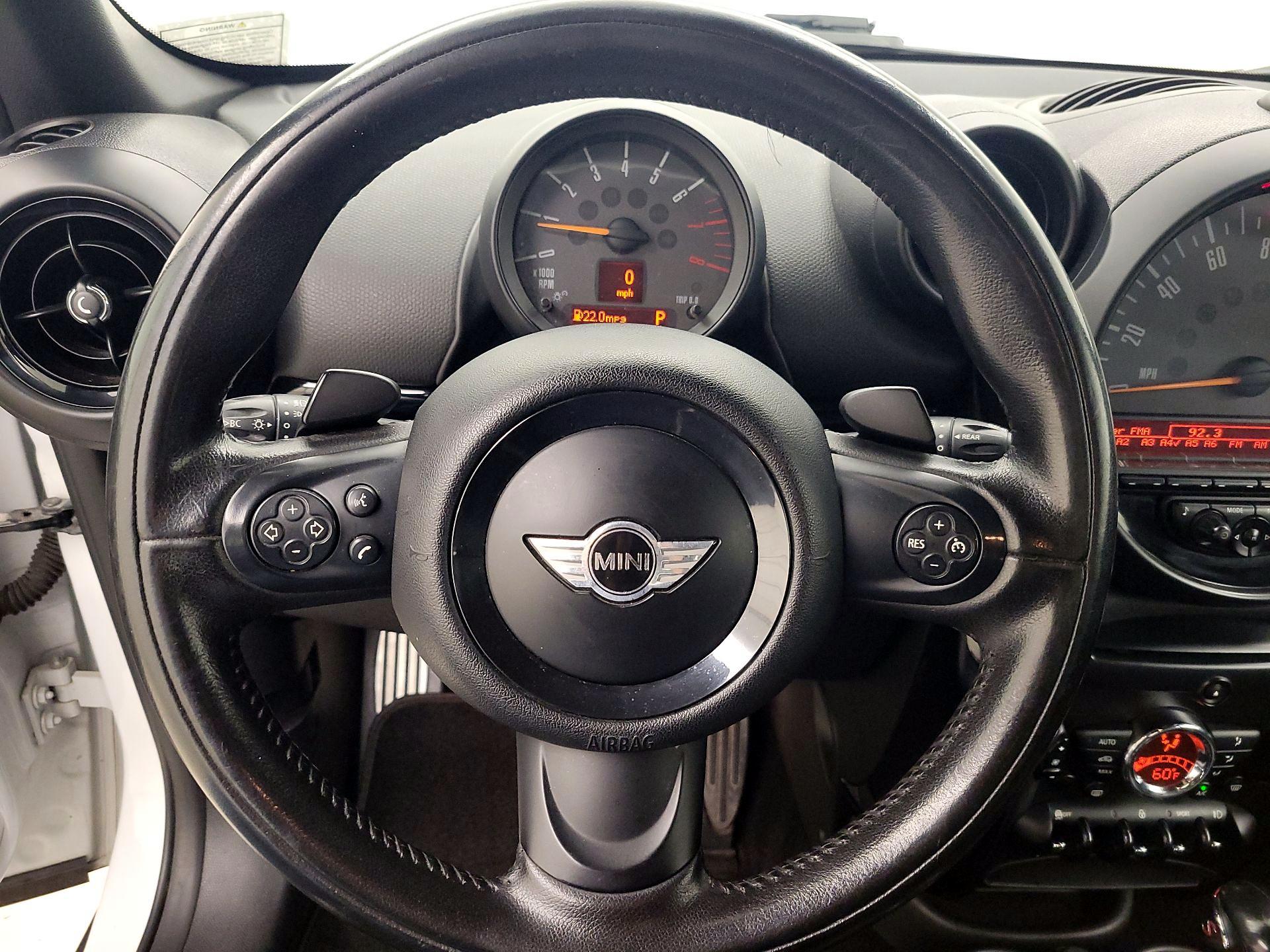 Thumbnail: 2015 MINI Cooper Paceman - 10