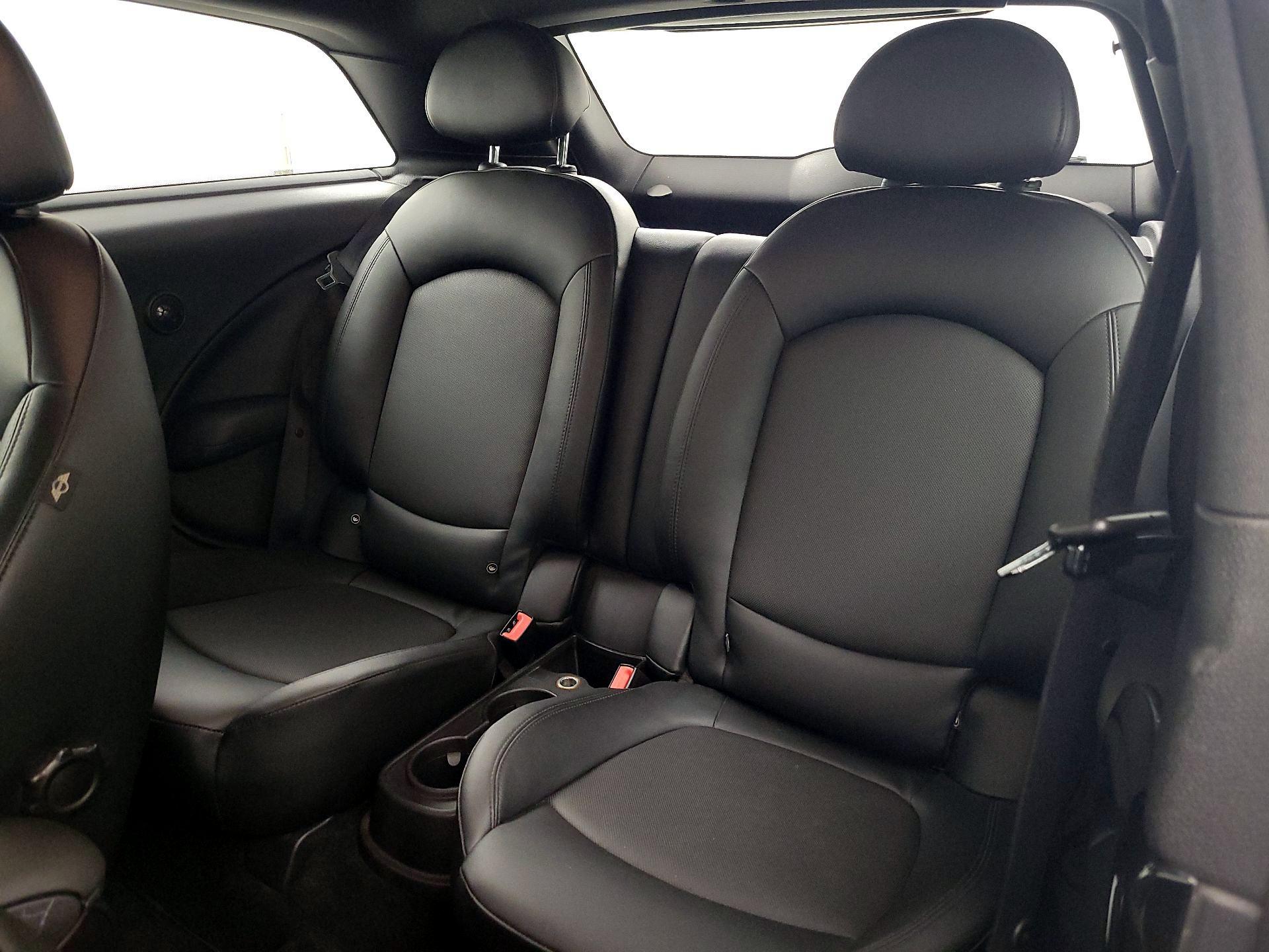 Thumbnail: 2015 MINI Cooper Paceman - 16