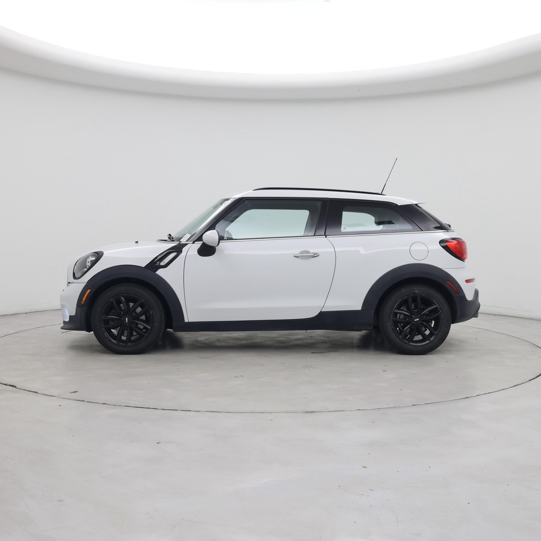Thumbnail: 2015 MINI Cooper Paceman - 3